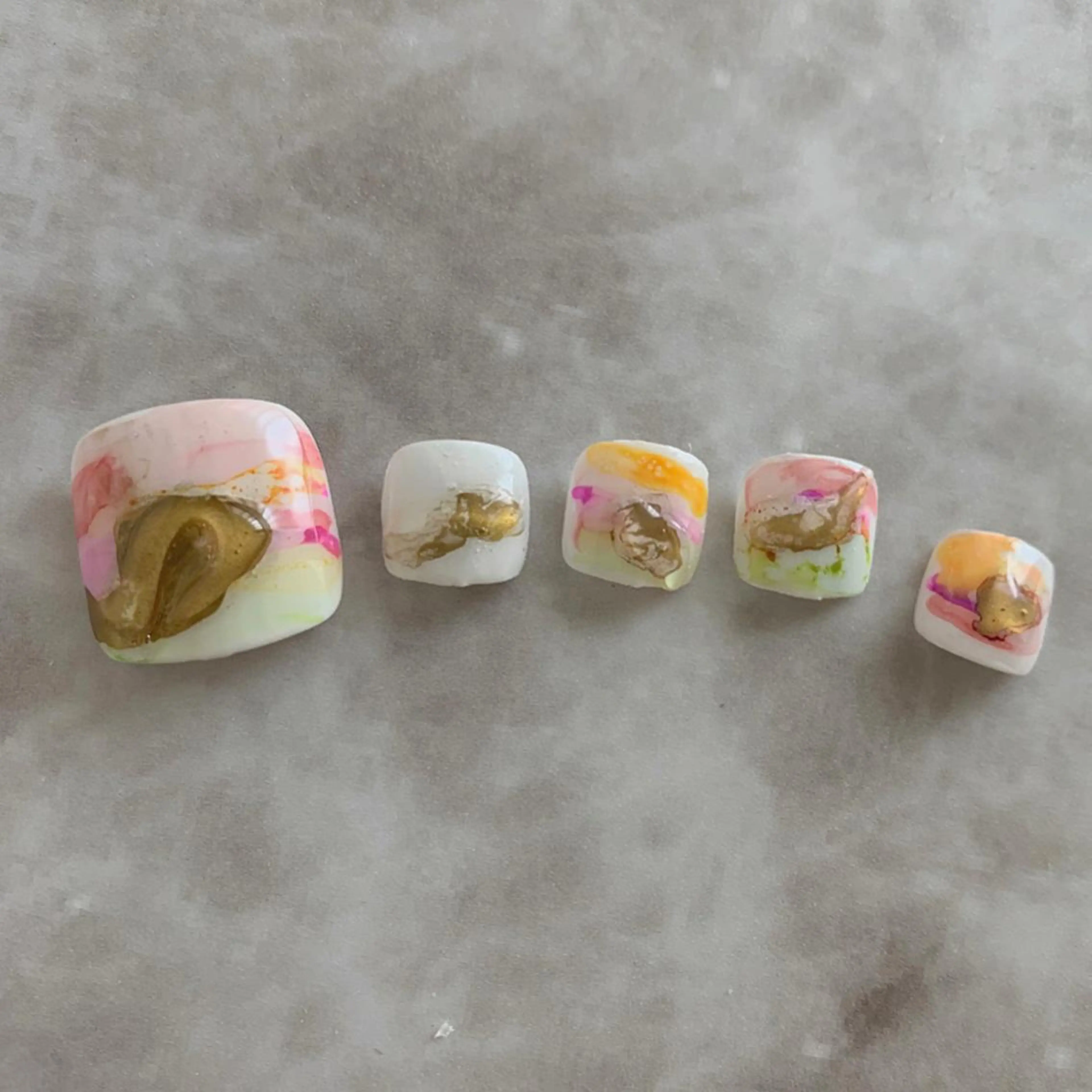 ネイル ぷっくりネイル 名嘉眞 ゆかりのネイルデザイン