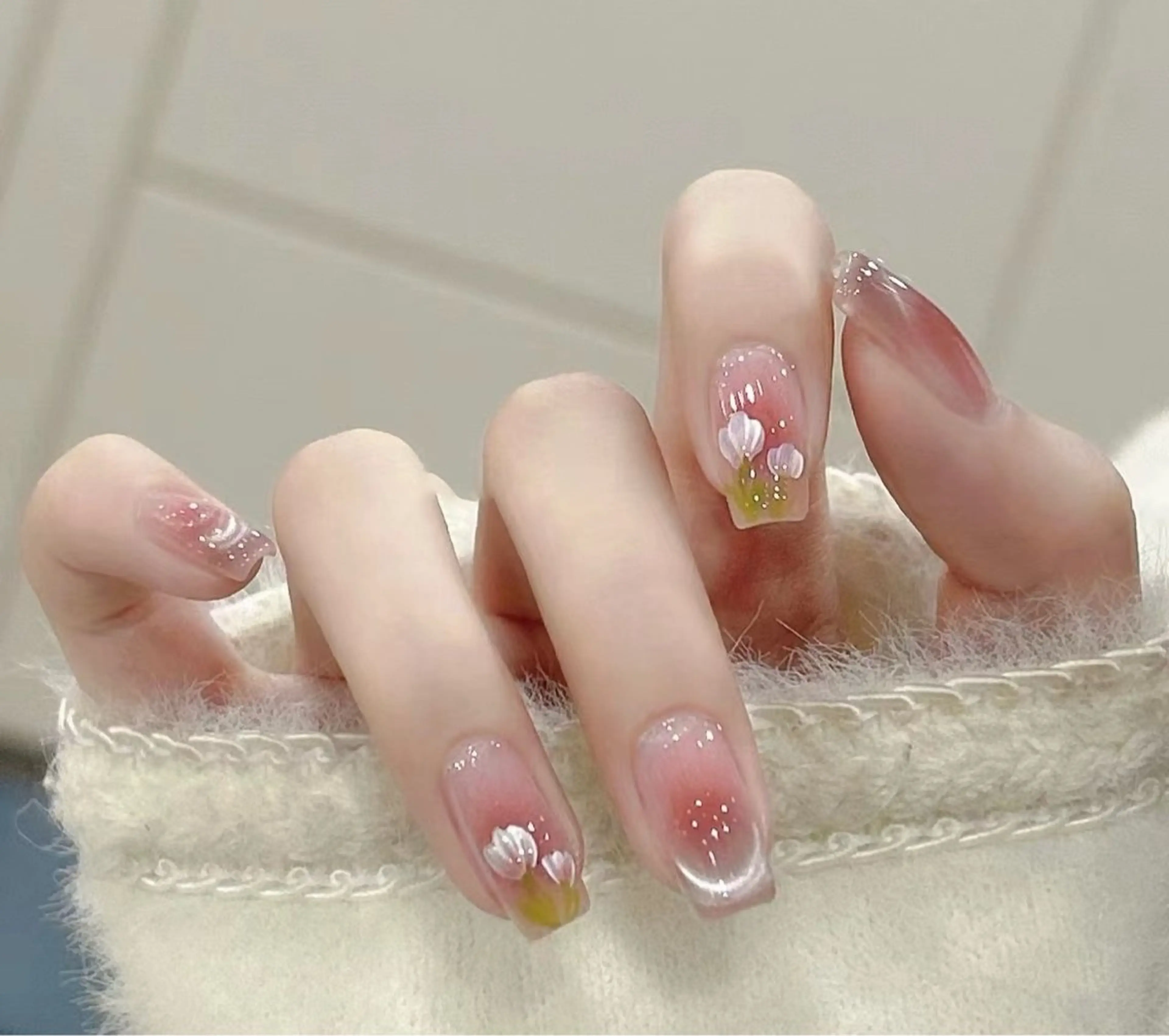 ネイル ハンドネイル ハンドケア BEAUTY NAIL SALON所属・beautynail Emiのネイルデザイン
