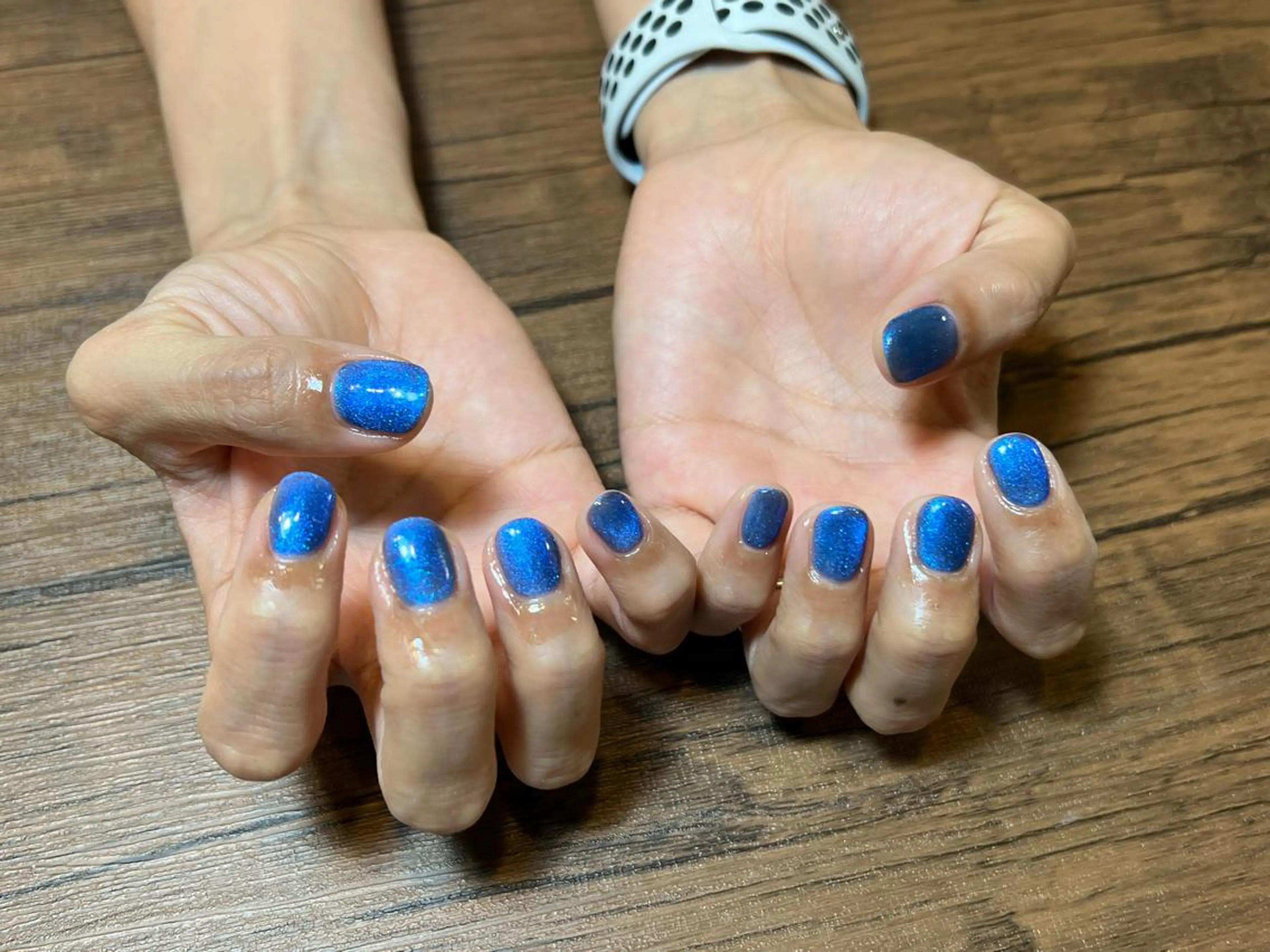 ネイル マグネットネイル マグネットワンカラー ワンカラーネイル HENRIETTA NAILSALONのネイルデザイン