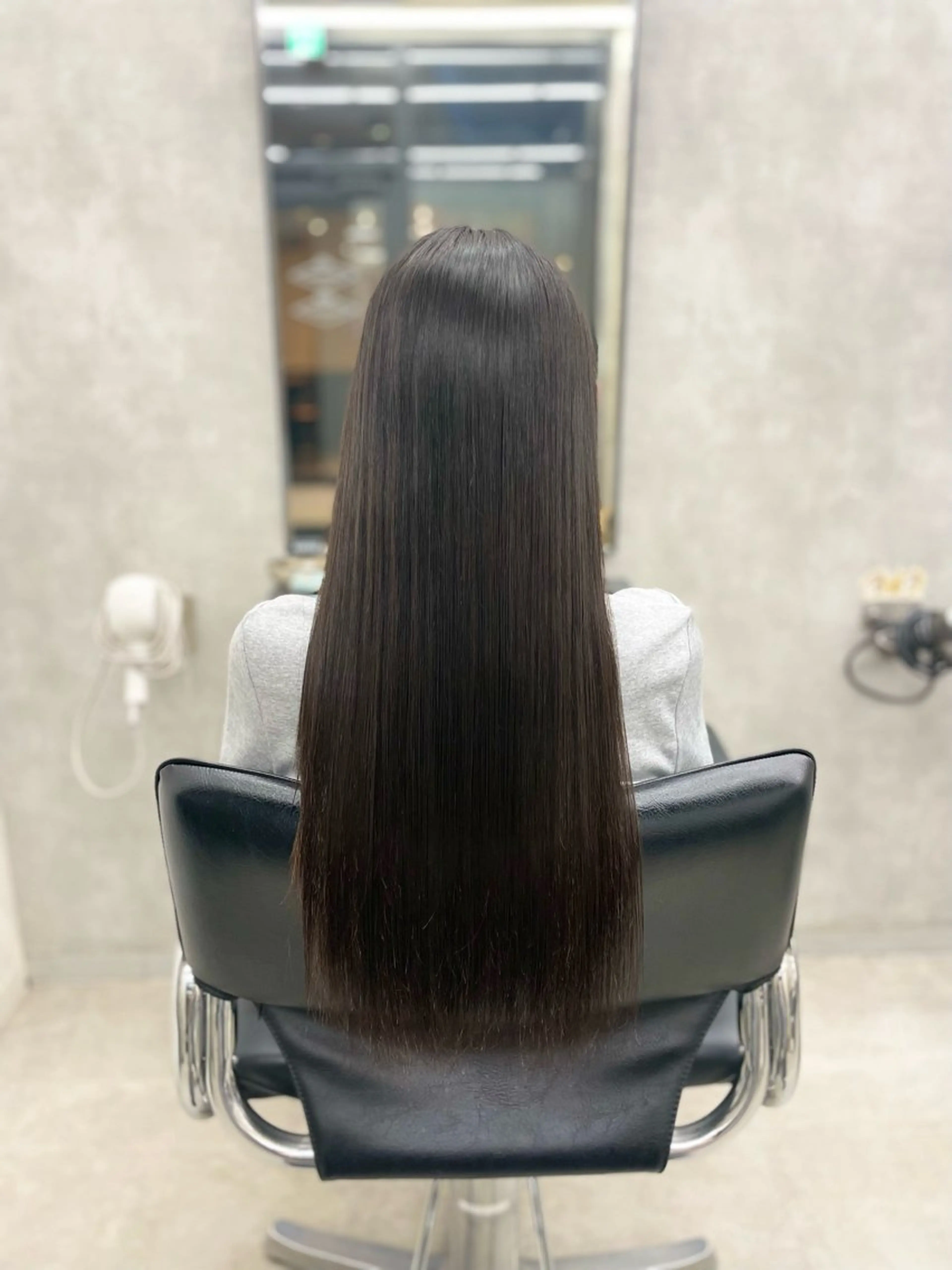 ロング 縮毛矯正 トリートメント 角田 萌夏のヘアスタイル