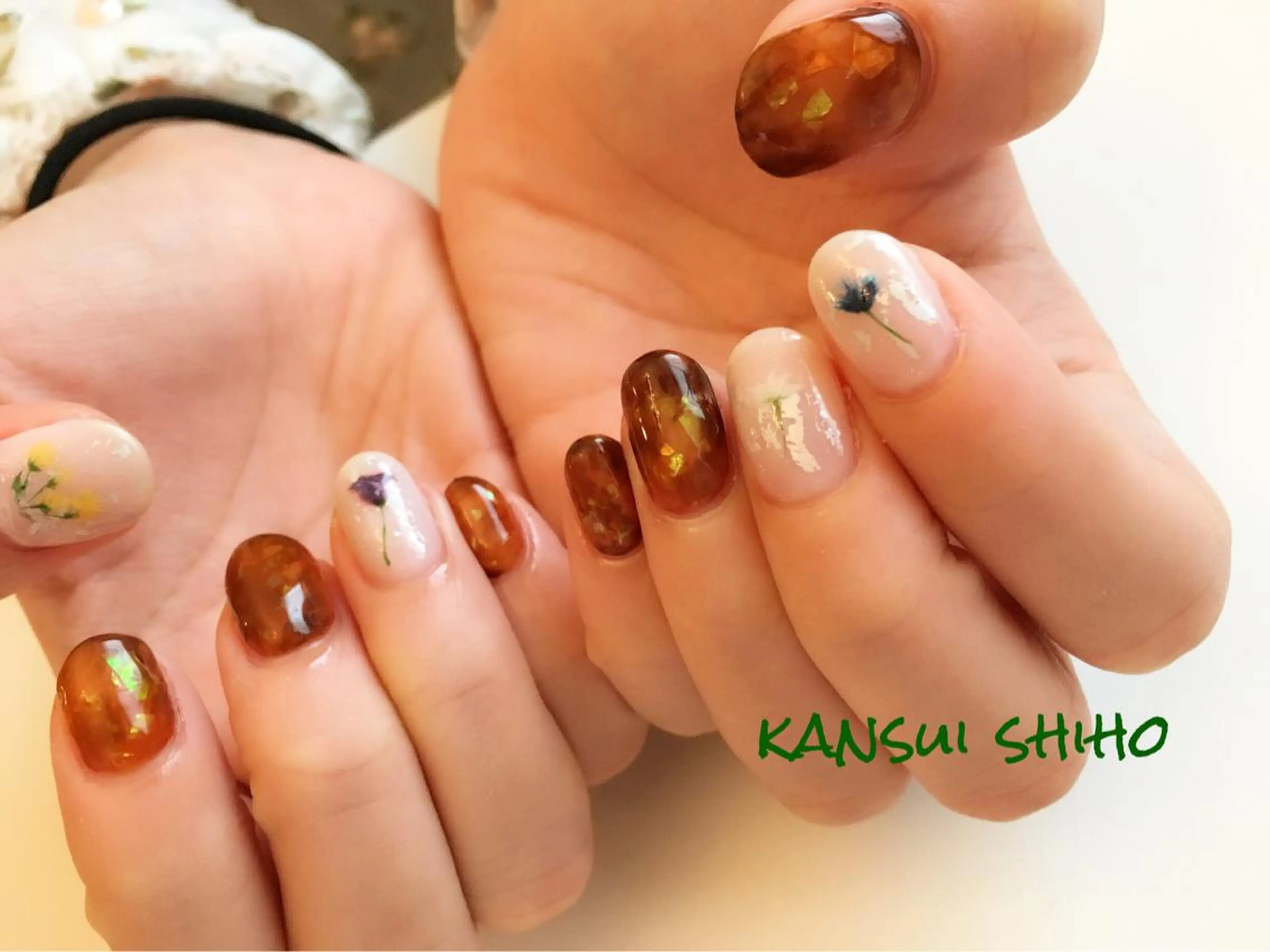 ネイル Elio所属・Elio 国泰寺のネイルデザイン