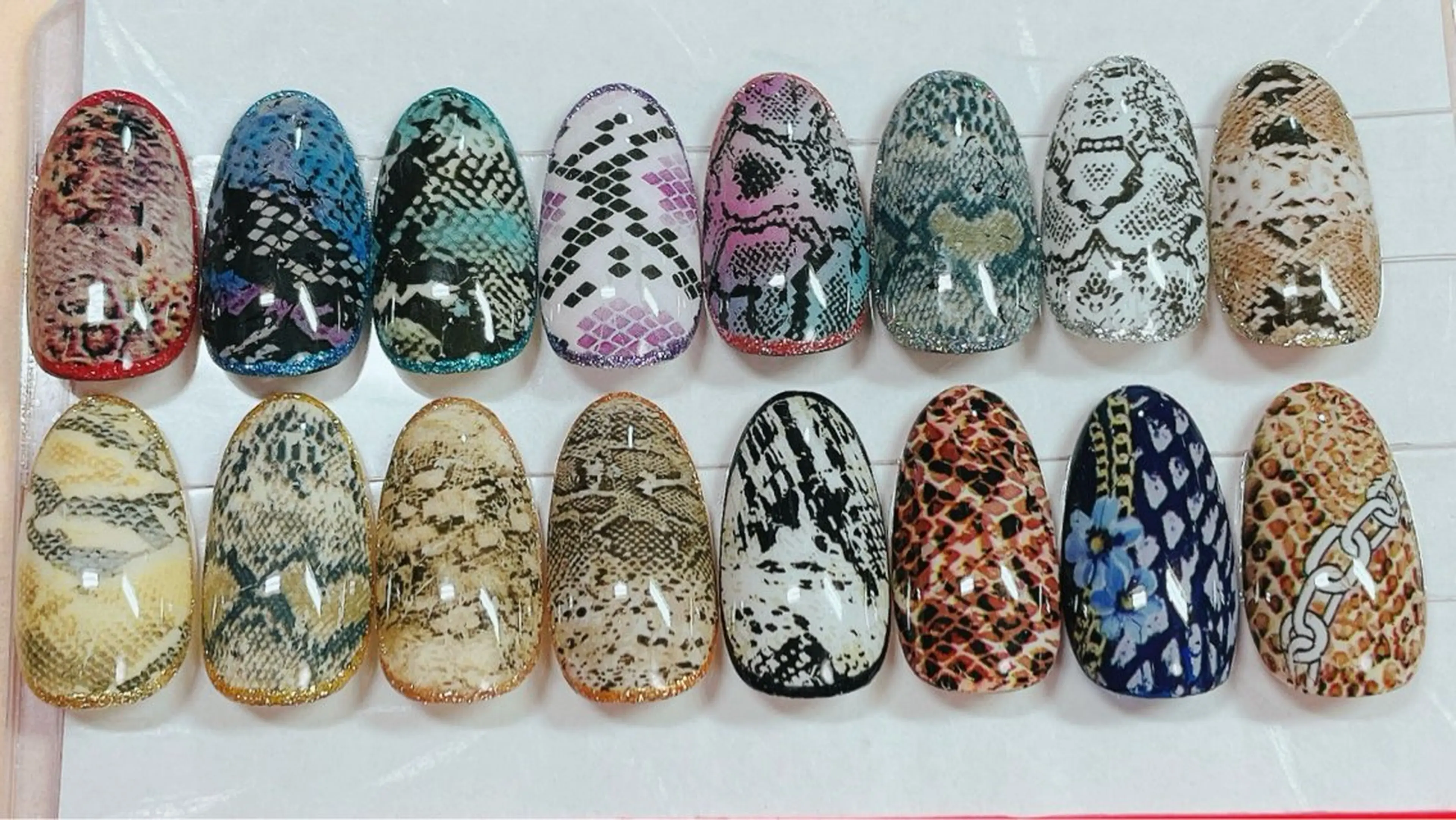 ネイル アートネイル .Nails Mio 赤羽西ネイルサロンのネイルデザイン