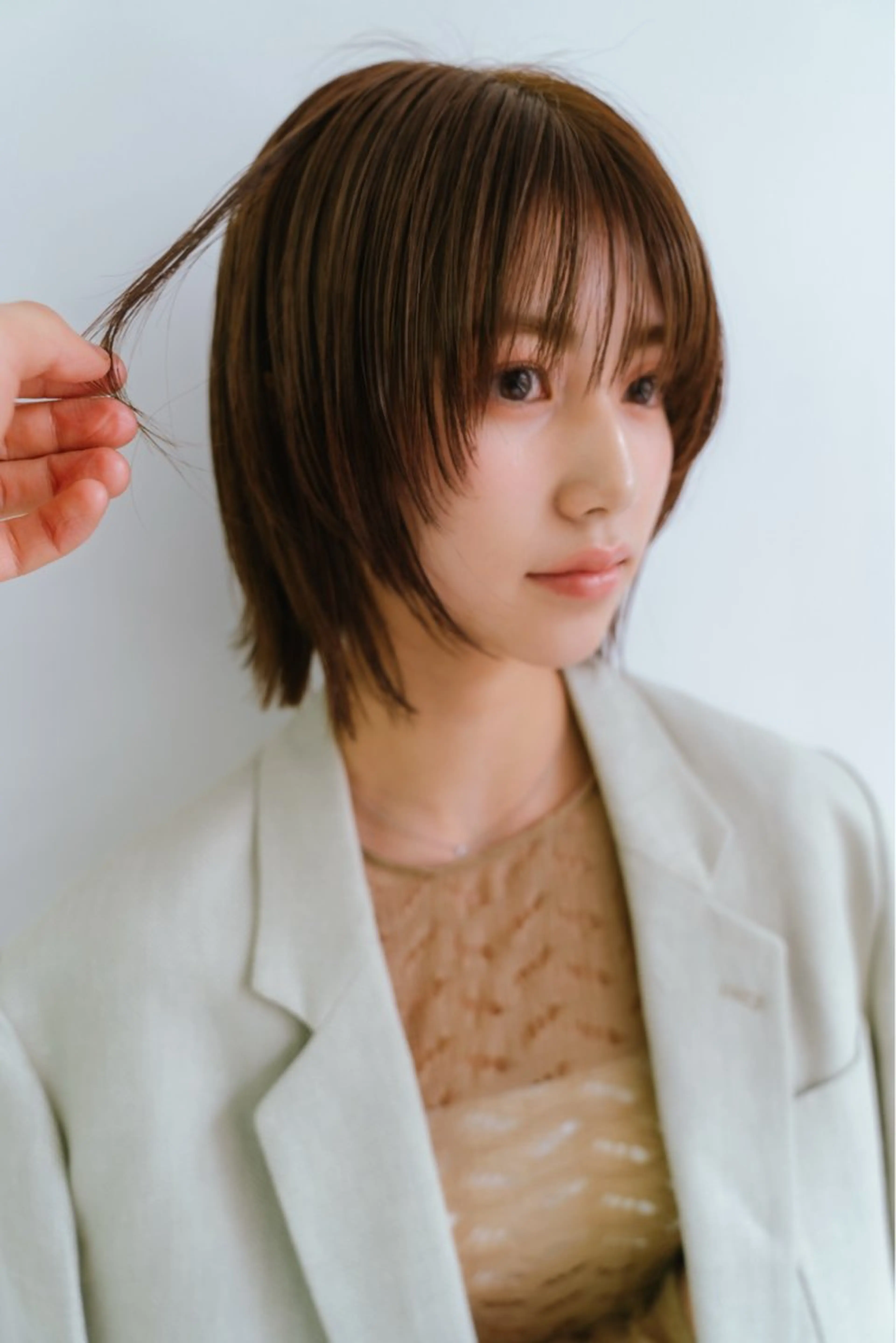 ミディアム カット ヘアカラー ルカ/ ニュアンスヘアのヘアスタイル