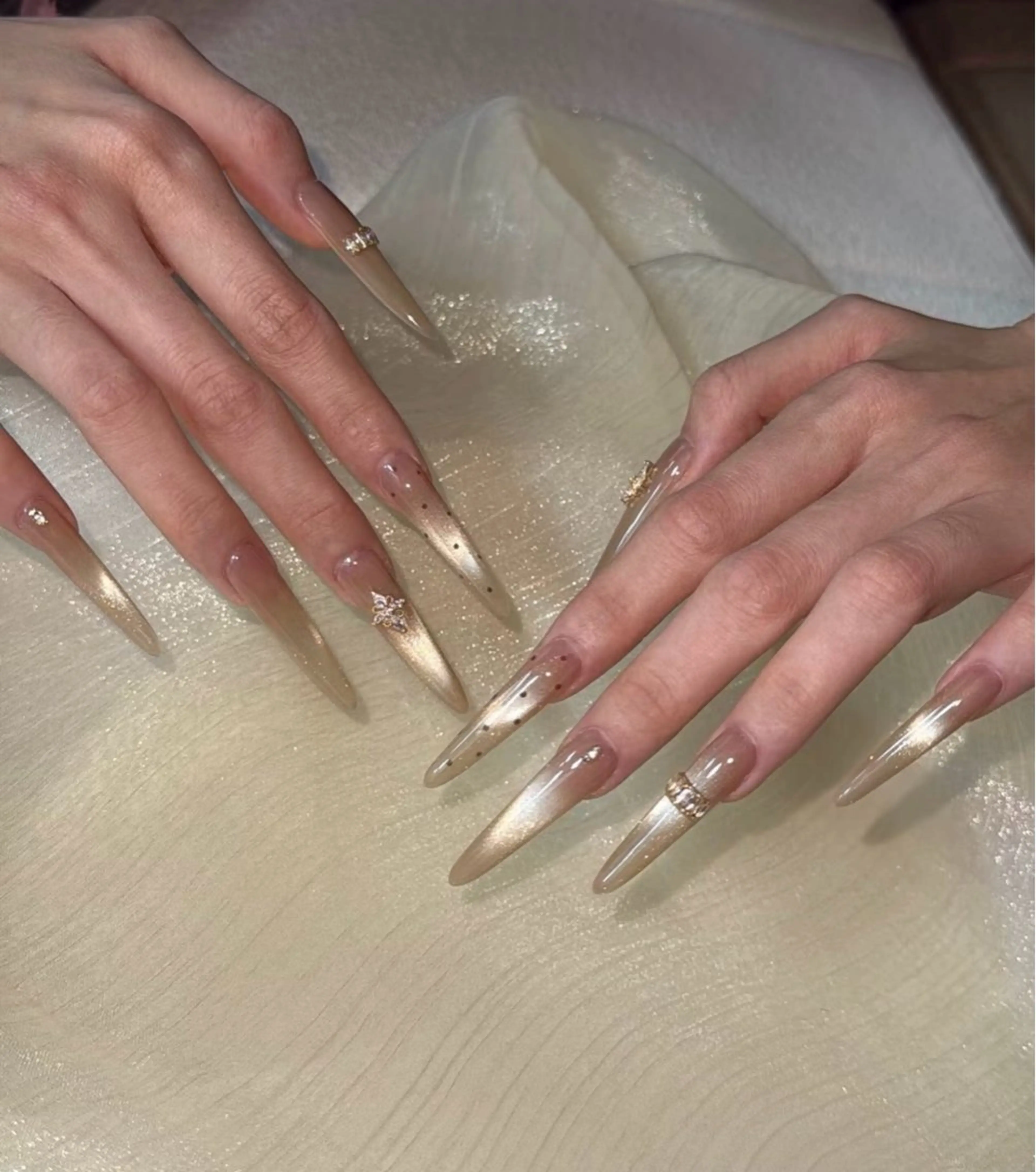 ネイル ハンドネイル U.mi Nail Salonのネイルデザイン