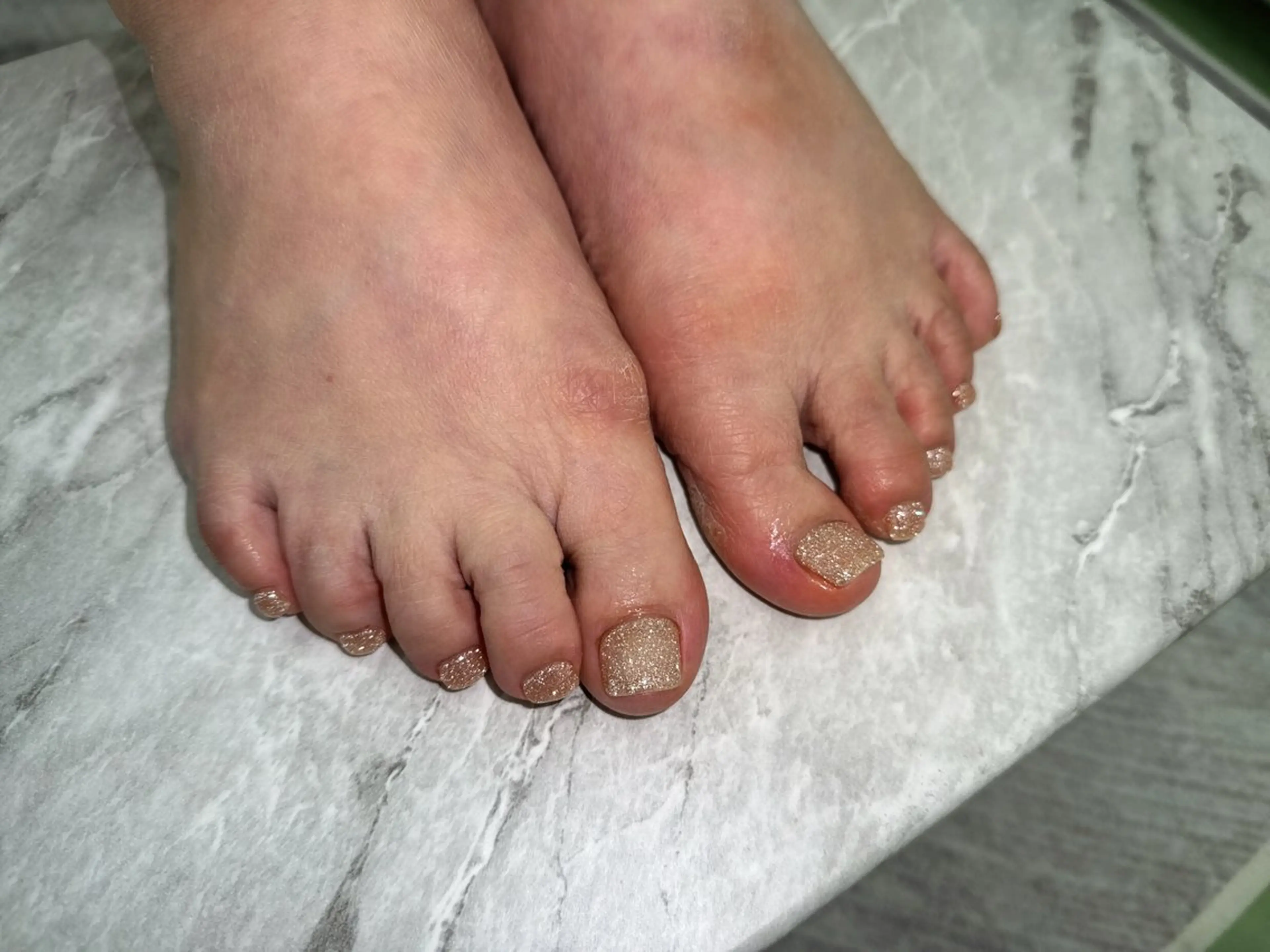 ネイル フラッシュネイル キラキラネイル num-fi Aiのネイルデザイン