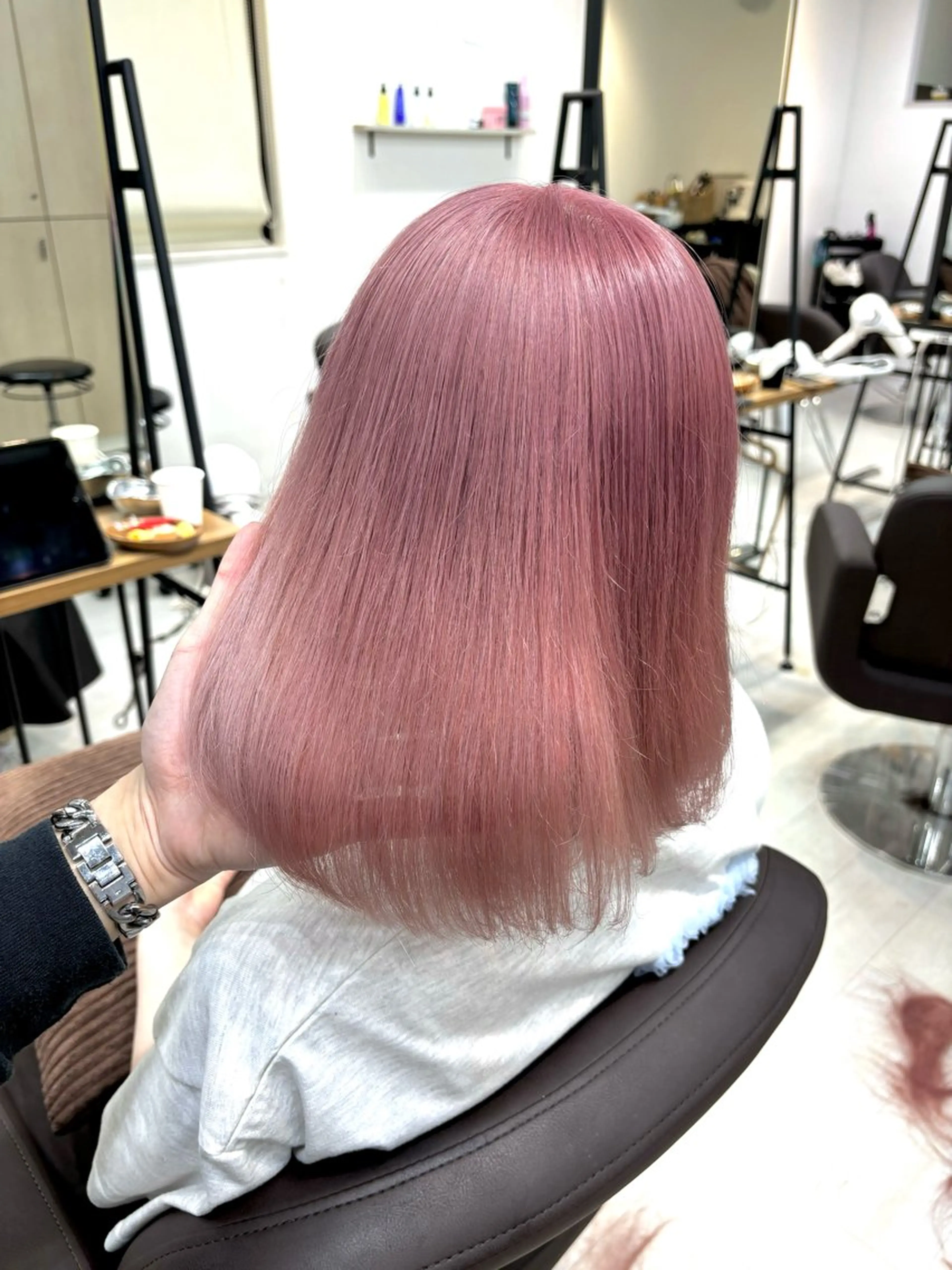 ミディアム ヘアカラー トリートメント ヘッドスパ ヘアセット I S所属・🌿透明感カラー‪ 縮毛矯正✨かずきのヘアスタイル