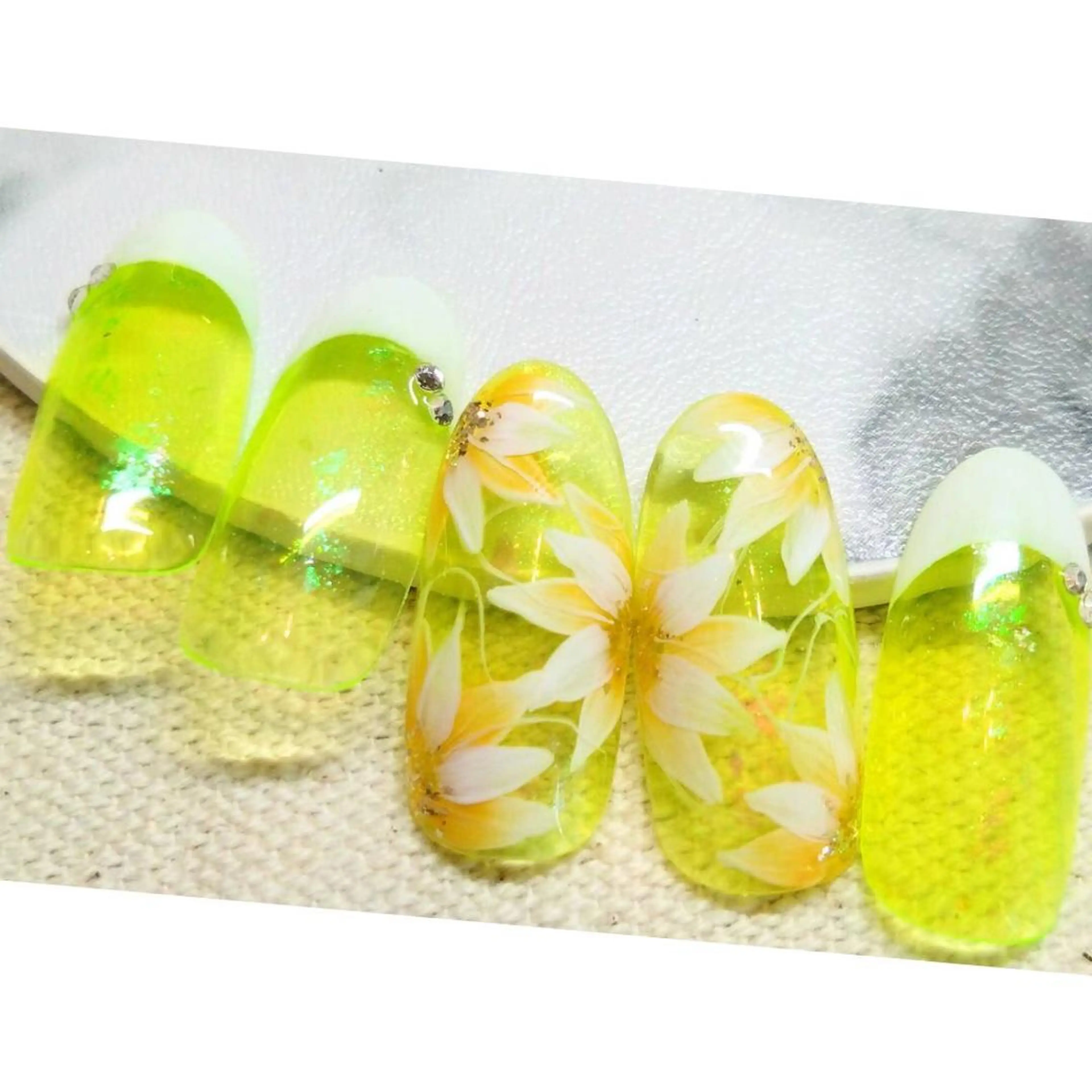 ネイル 大島 七海のネイルデザイン