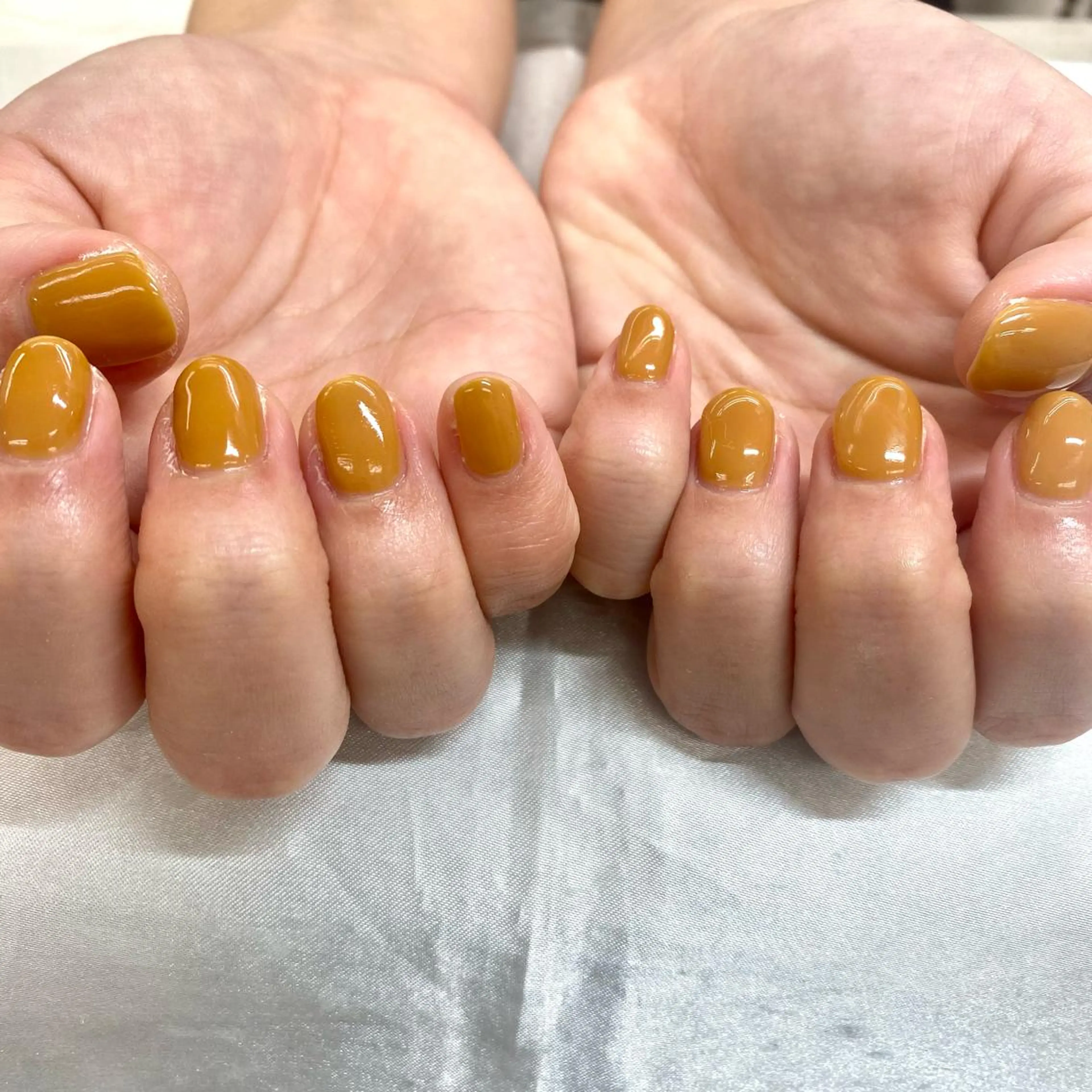 【オフ有り】ハンドシンプル💅✨「パラジェル＋1100円」（オフ代別途）【元町・中華街】の写真