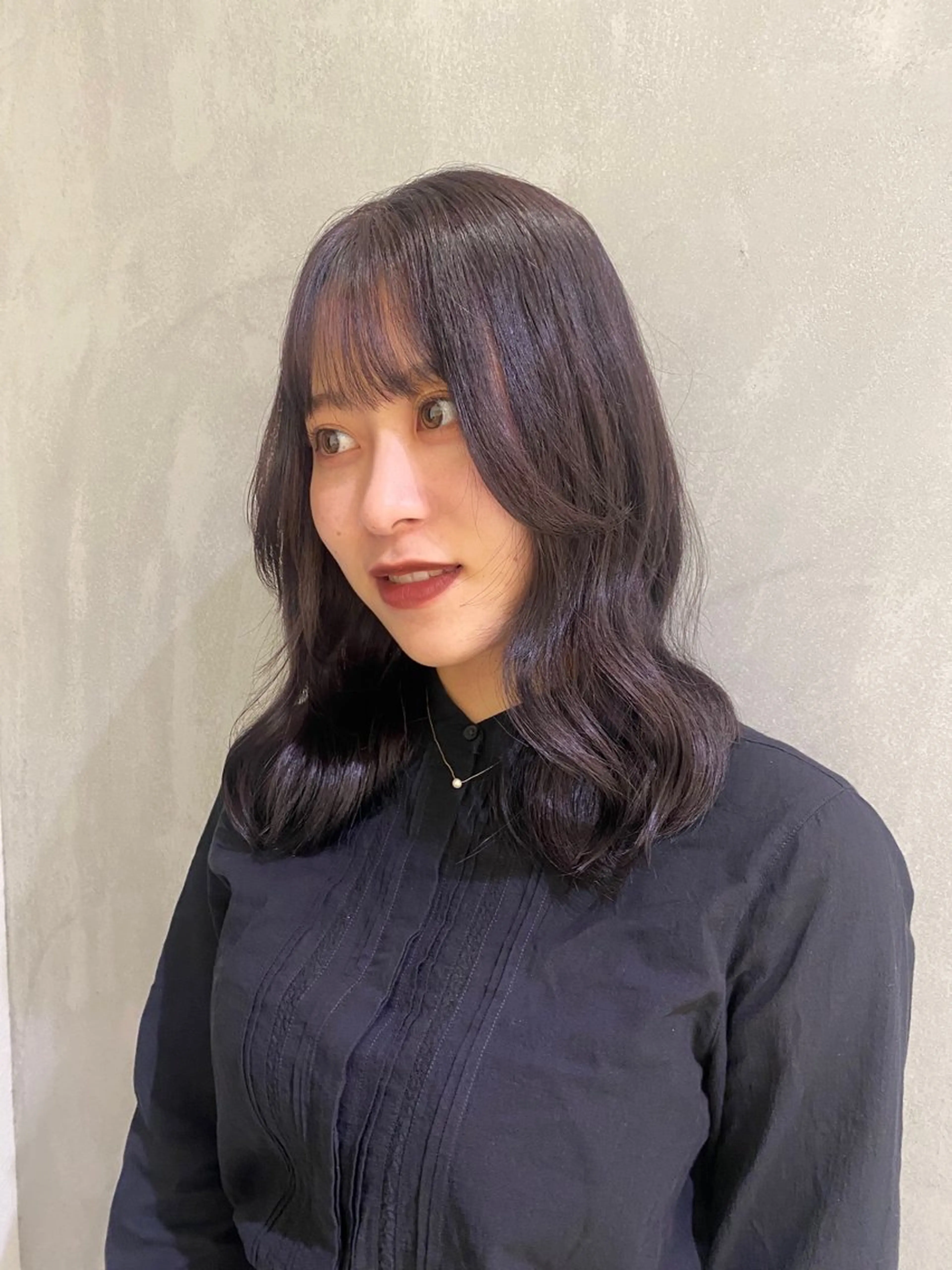 セミロング ヘアカラー YOKE所属・いとう ほのかのヘアスタイル