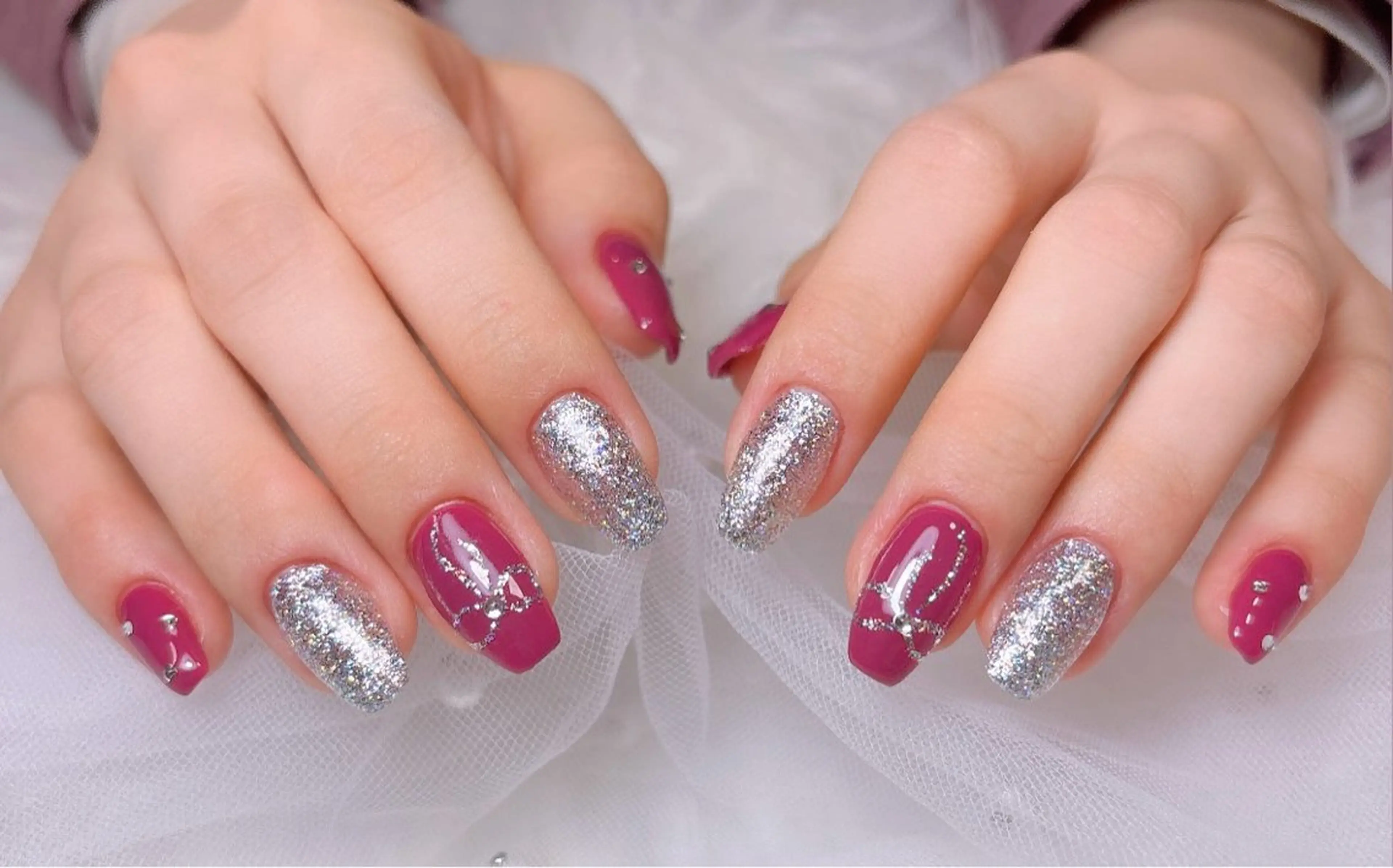 ミディアム Nail Salon Rinosh所属・Rinosh Haruのネイルデザイン