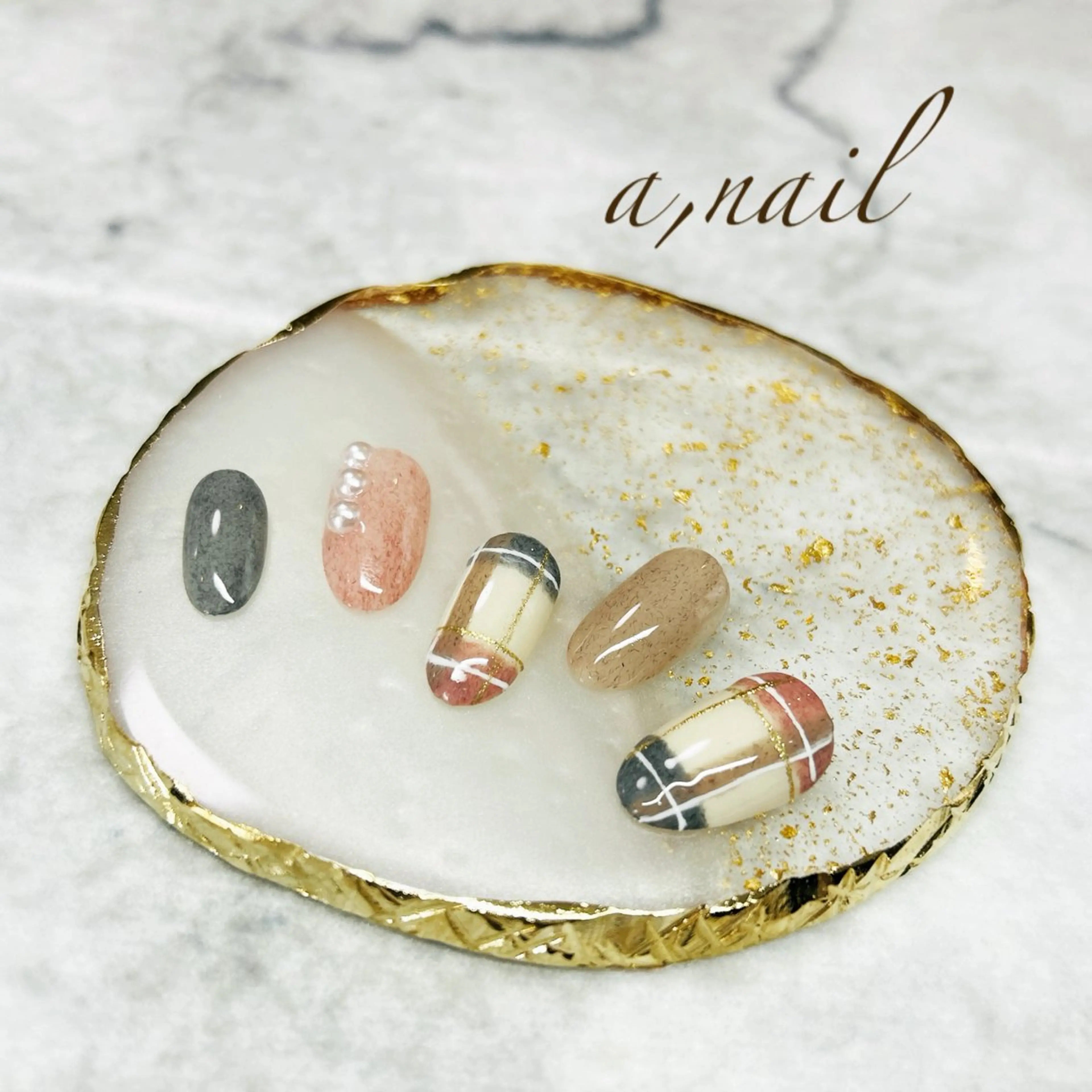 ネイル ジェルネイル グラデーション ワンカラーネイル シンプルネイル ハンドネイル ネイルサロン エーネイルのネイルデザイン