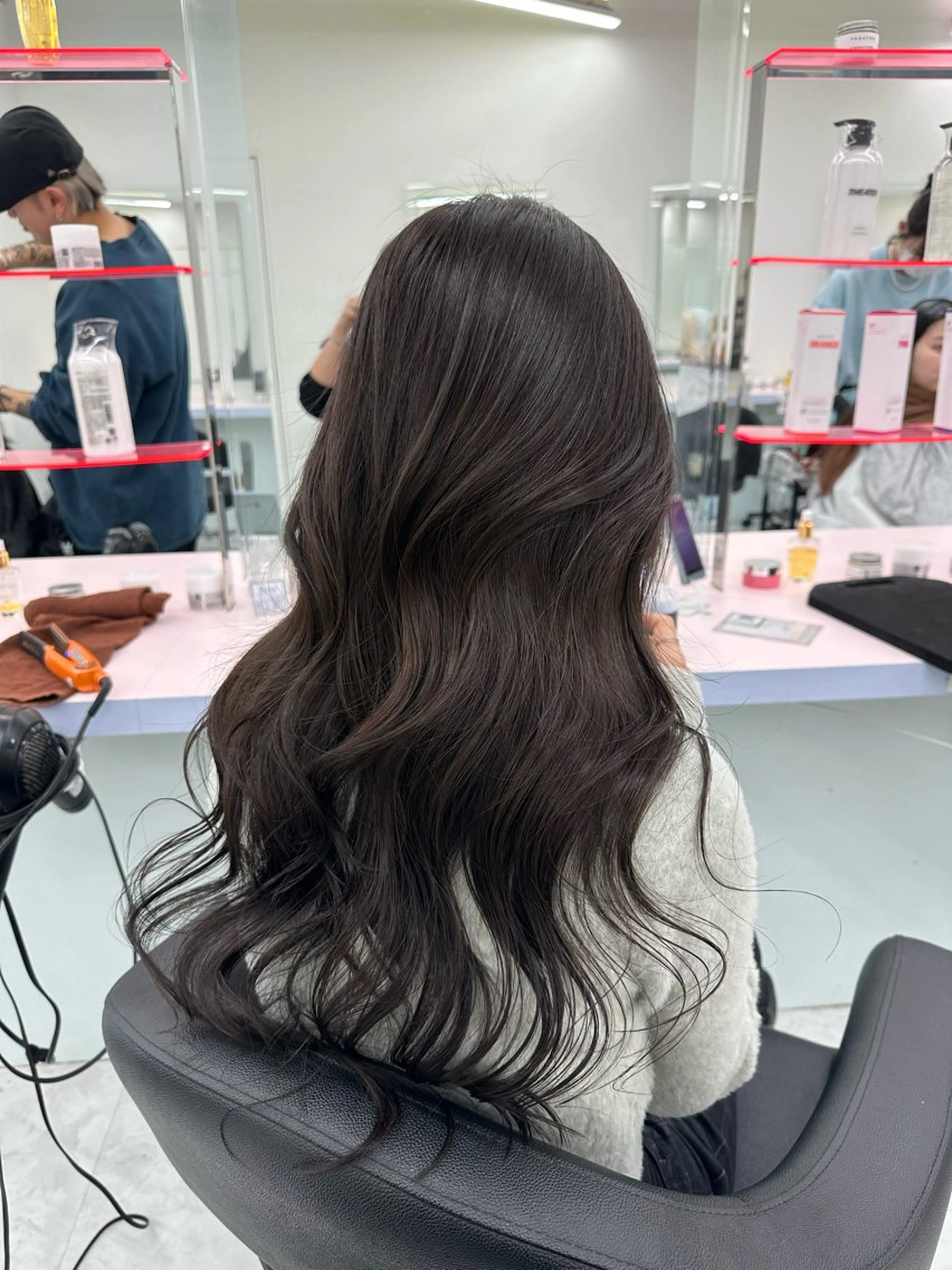 ロング カラー ヘアアレンジ メンズ カット ヘアカラー トリートメント ヘッドスパ ヘアセット 🌈トレンドヘア 🌈WATARU🌈のヘアスタイル