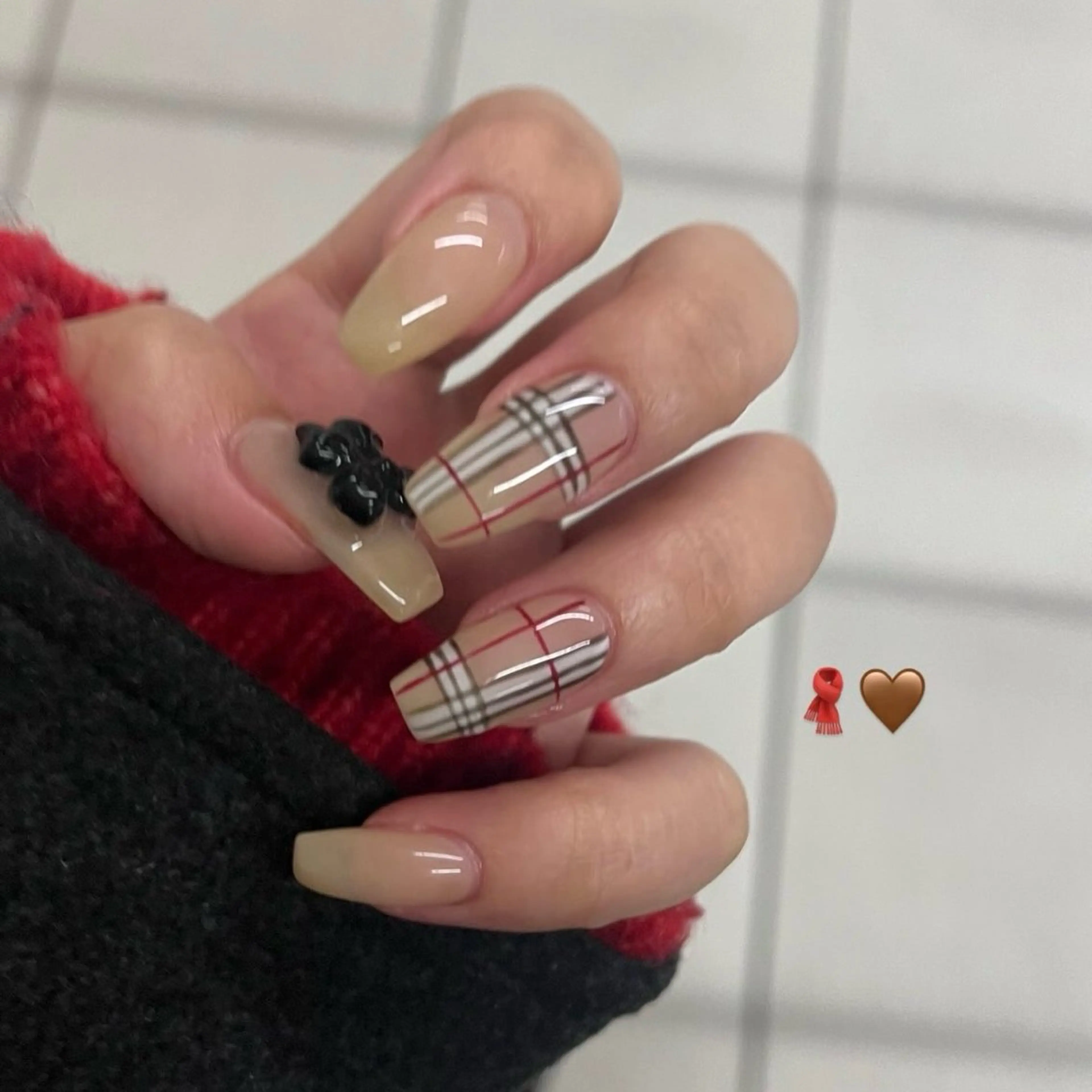 ネイル ハンドネイル 長谷川 亜美のネイルデザイン