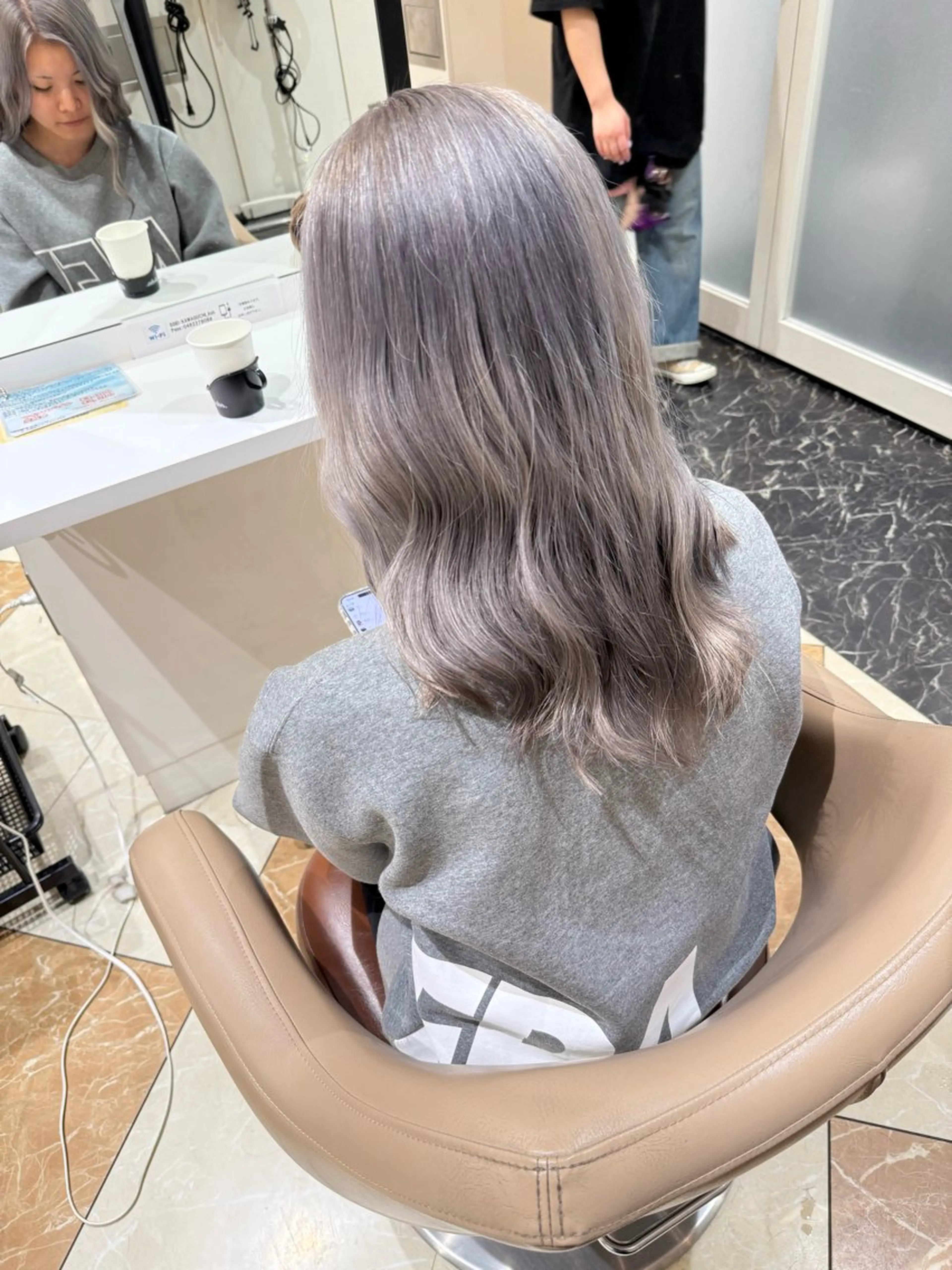 ミディアム カラー ブリーチ ケアブリーチ シルバー カット ヘアカラー トリートメント 髪質改善カラー/店長 宮内秀峰のヘアスタイル