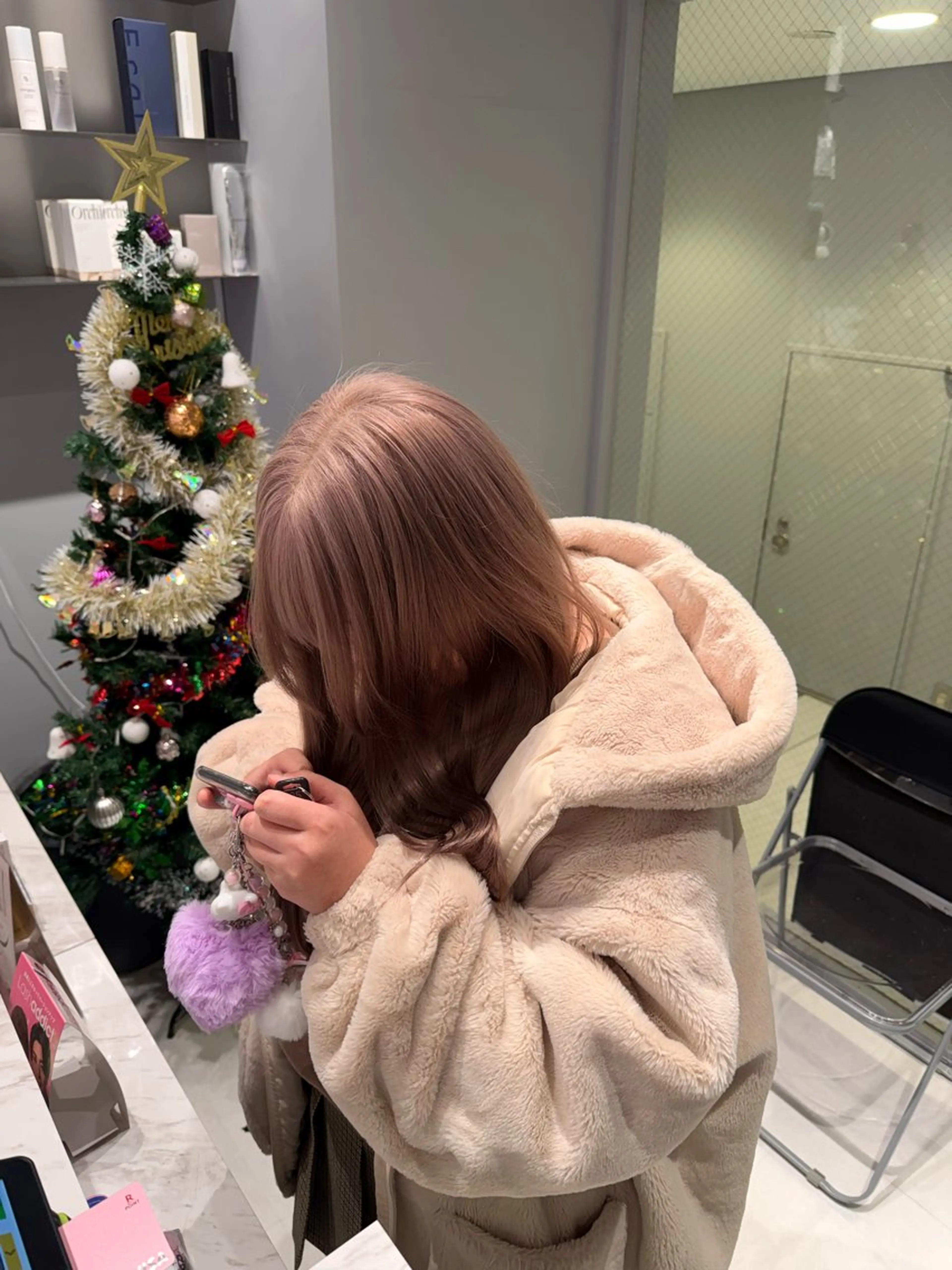 ロング カラー ベージュカラー ミルクティーベージュ ヘアカラー トリートメント ヘアセット ハイトーンレイヤー 🥇稲垣颯太のヘアスタイル