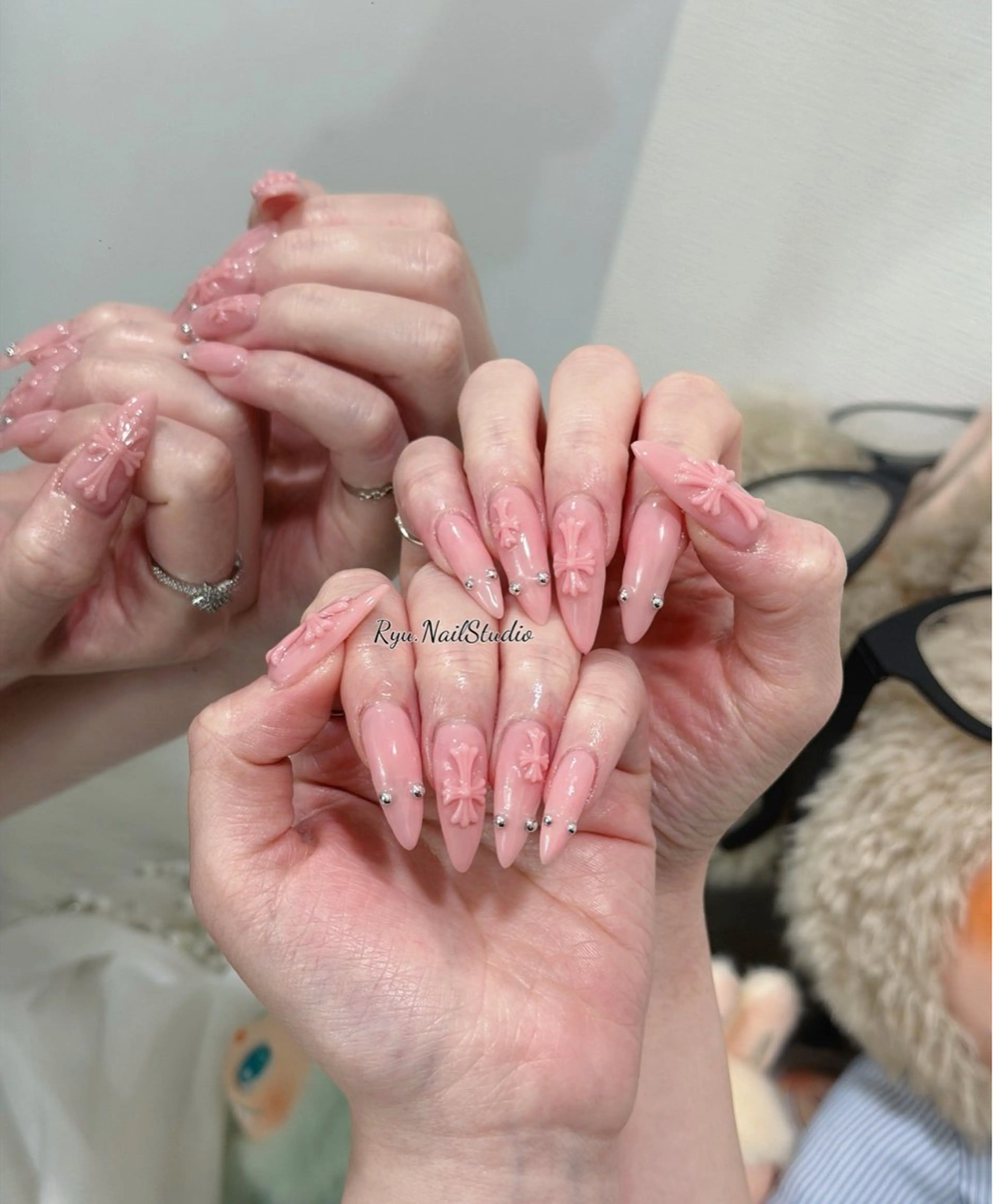 ネイル アートネイル ジェルネイル マグネットネイル ニュアンスネイル シンプルネイル ハンドネイル Ryu Nail Studio所属・Ryu nail studioのネイルデザイン