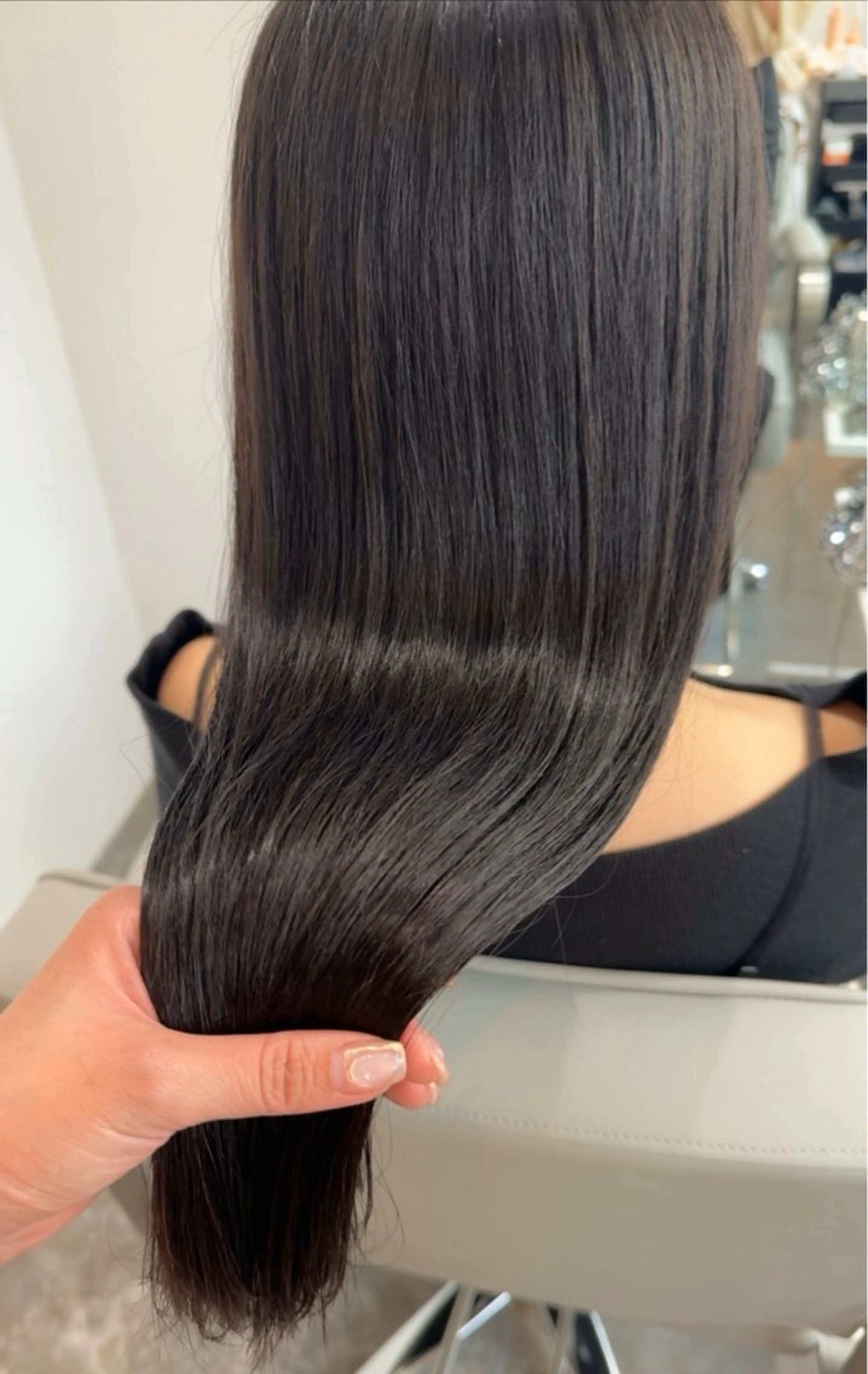 セミロング カラー パーマ ヘアアレンジ 髪質改善 トリートメント chill所属・福冨 まゆのヘアスタイル