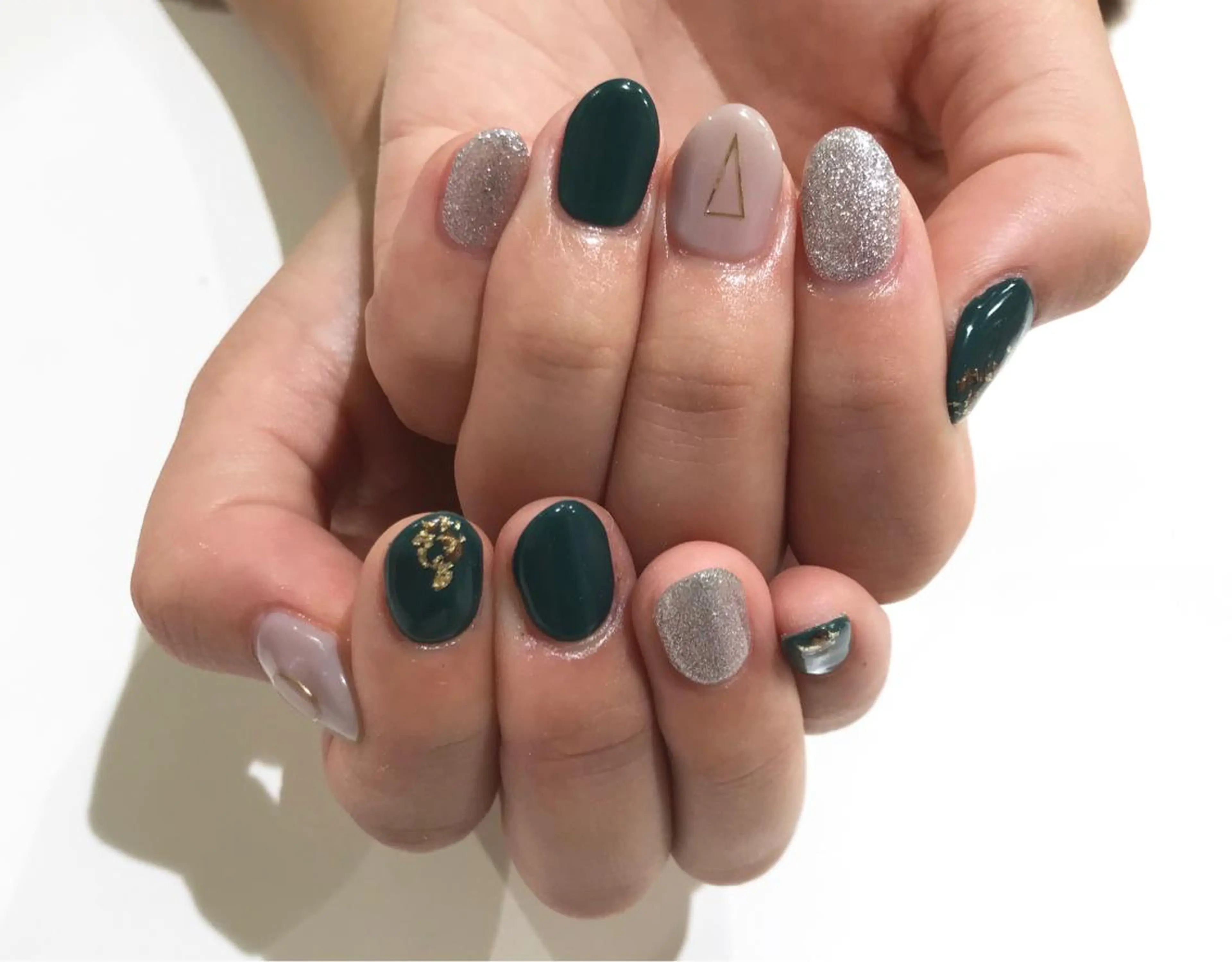 ネイル 舞田 苑香のネイルデザイン