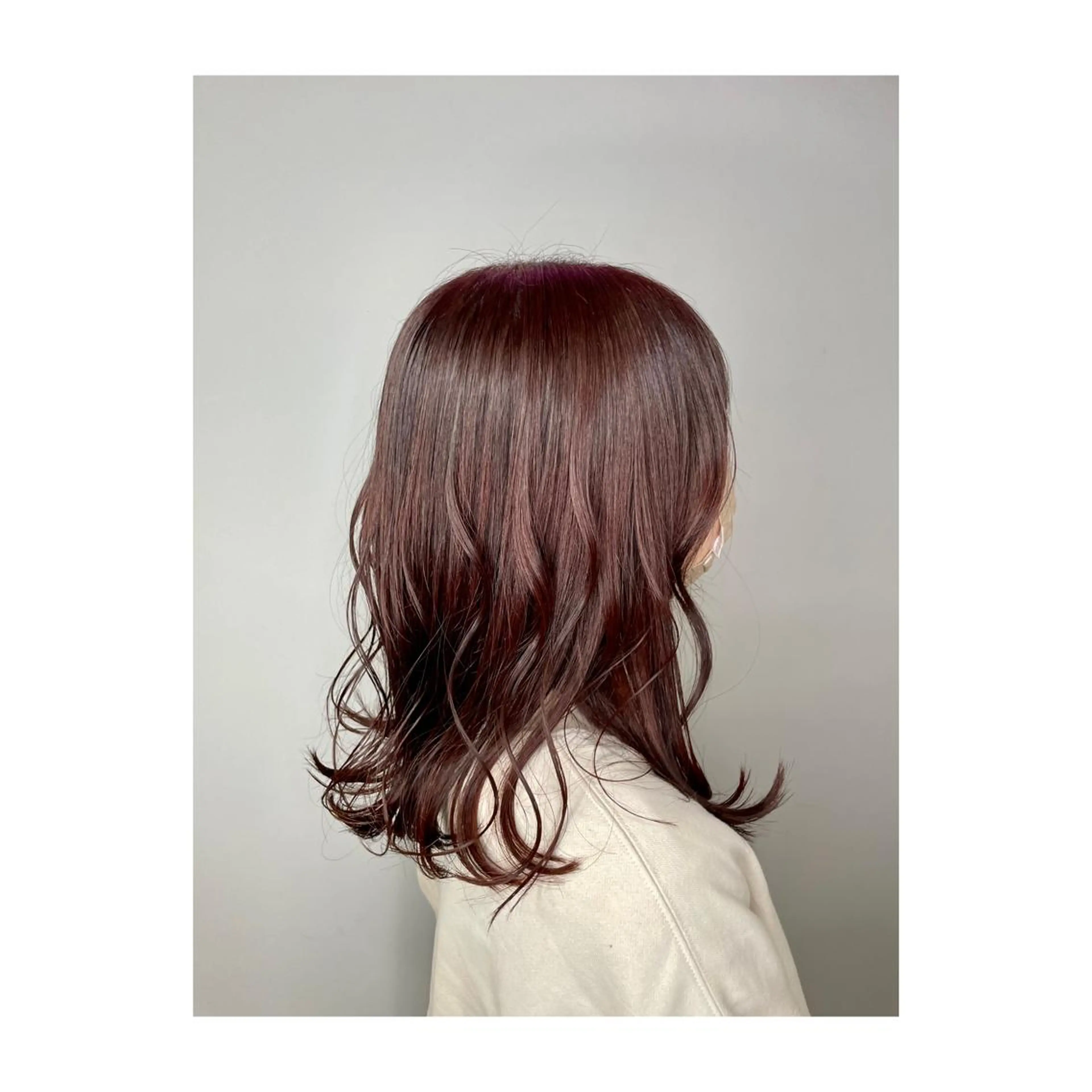 ミディアム カラー アディクシーカラー アッシュ バレイヤージュ ベージュカラー ブリーチ ヘアカラー トリートメント 二ヶ月綺麗が続く デザイン/星野六三四のヘアスタイル