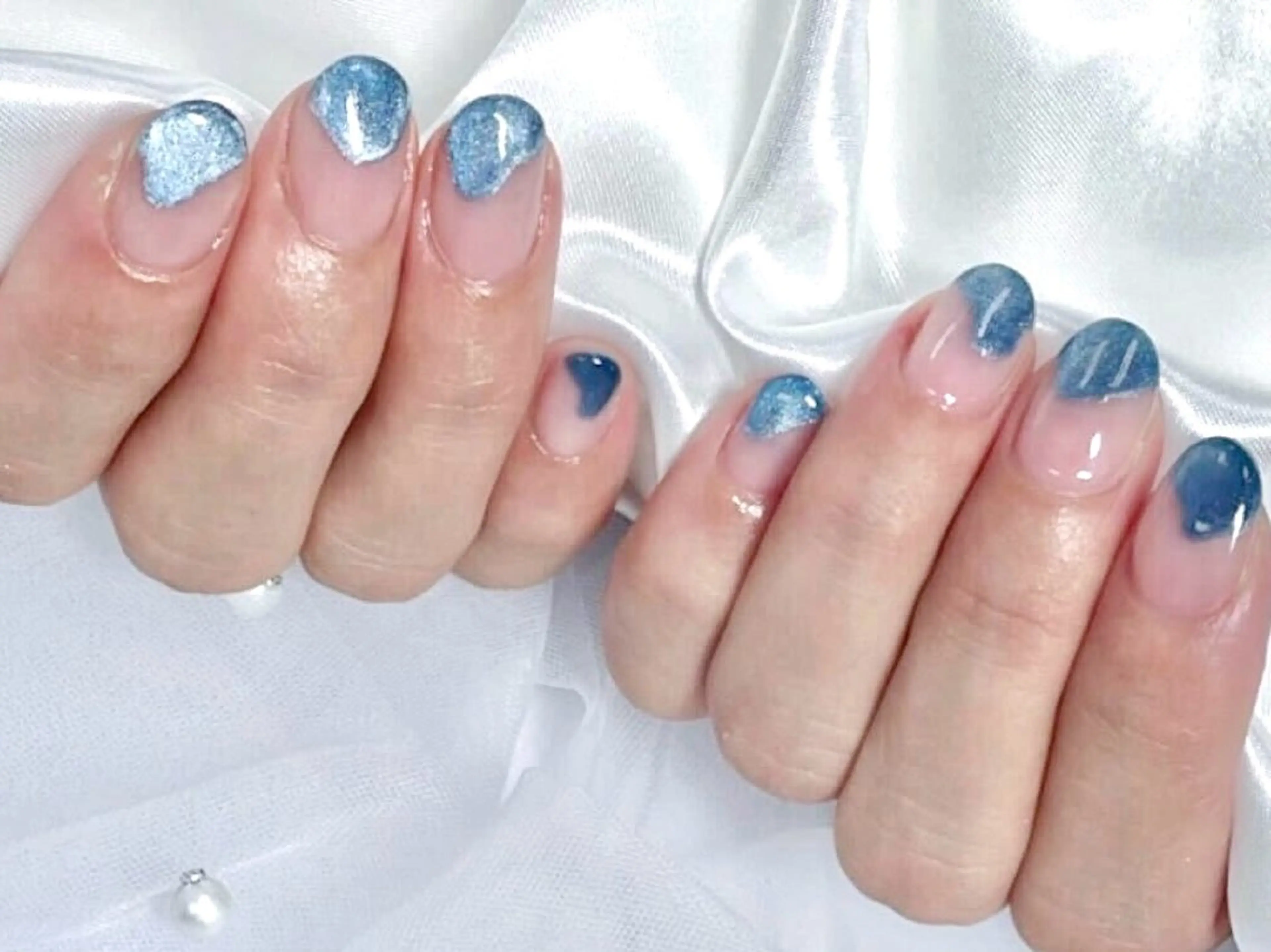 ネイル ジェルネイル マグネットネイル ニュアンスネイル パラジェル 夏ネイル ハンドネイル Nail Neige🐈🌙のネイルデザイン
