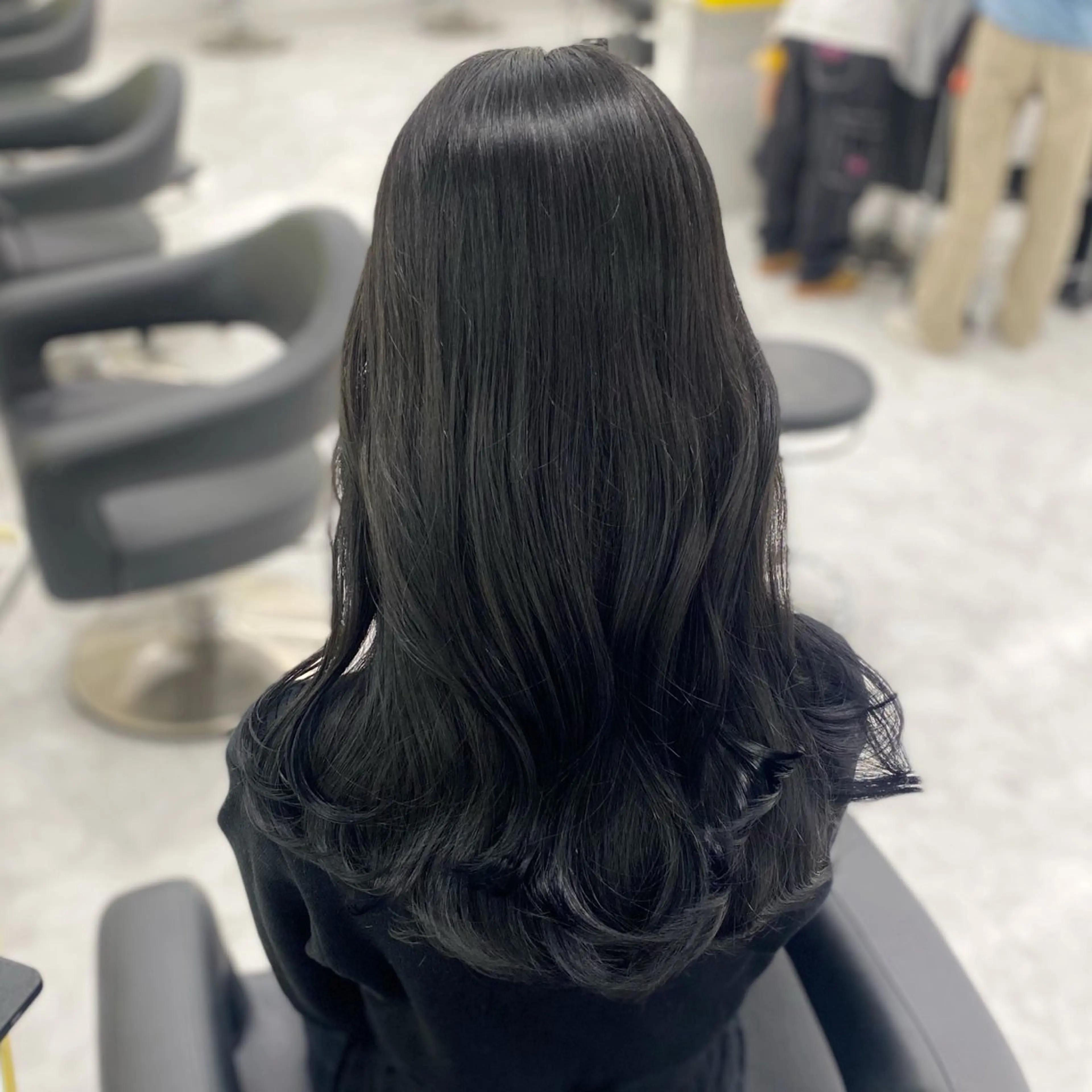 ミディアム カラー パーマ ヘアアレンジ メンズ キッズ 黒髪 ブルーカラー ブルーブラック ヘアカラー Lumo所属・💖横浜ブリーチなし 💖MIHOのヘアスタイル