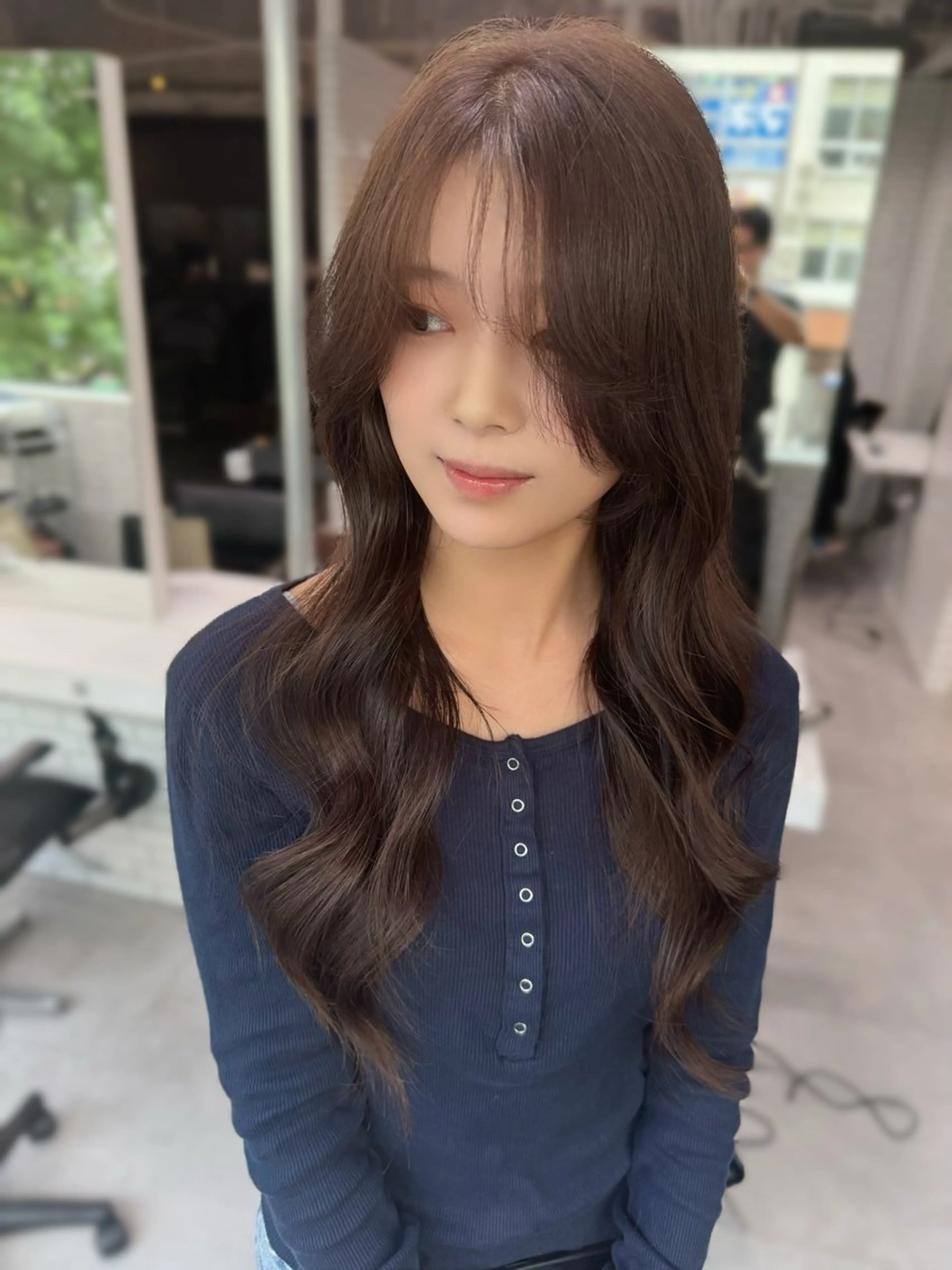 セミロング カラー ベージュカラー ブリーチ ブリーチなしカラー オリーブベージュ 難波/レイヤーカット zina【辻優也】のヘアスタイル