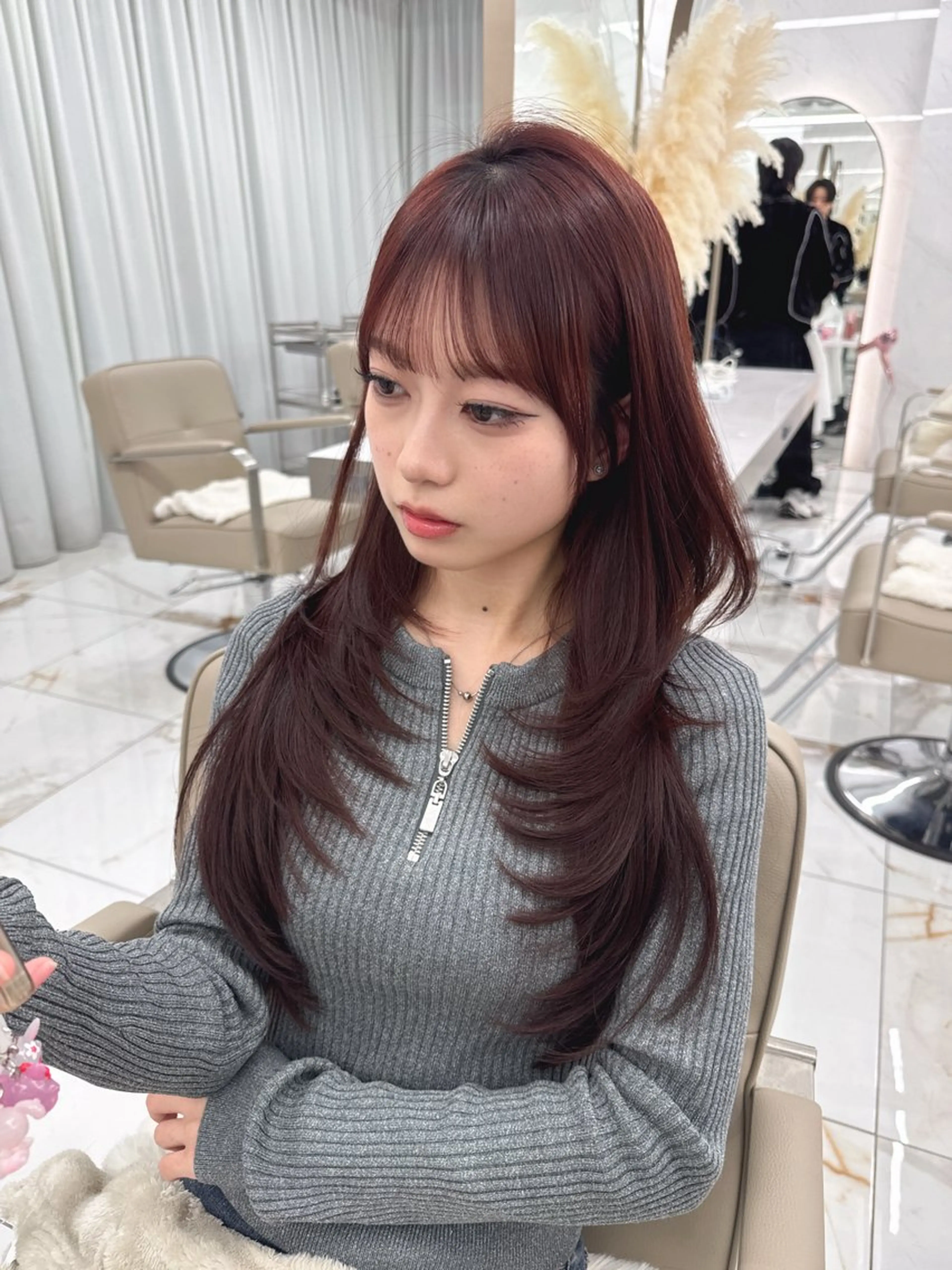 【✨✨当日限定メニュー✨✨ 🎀12/25限定🎀】顔まわり＋カラー＋トリートメントの写真