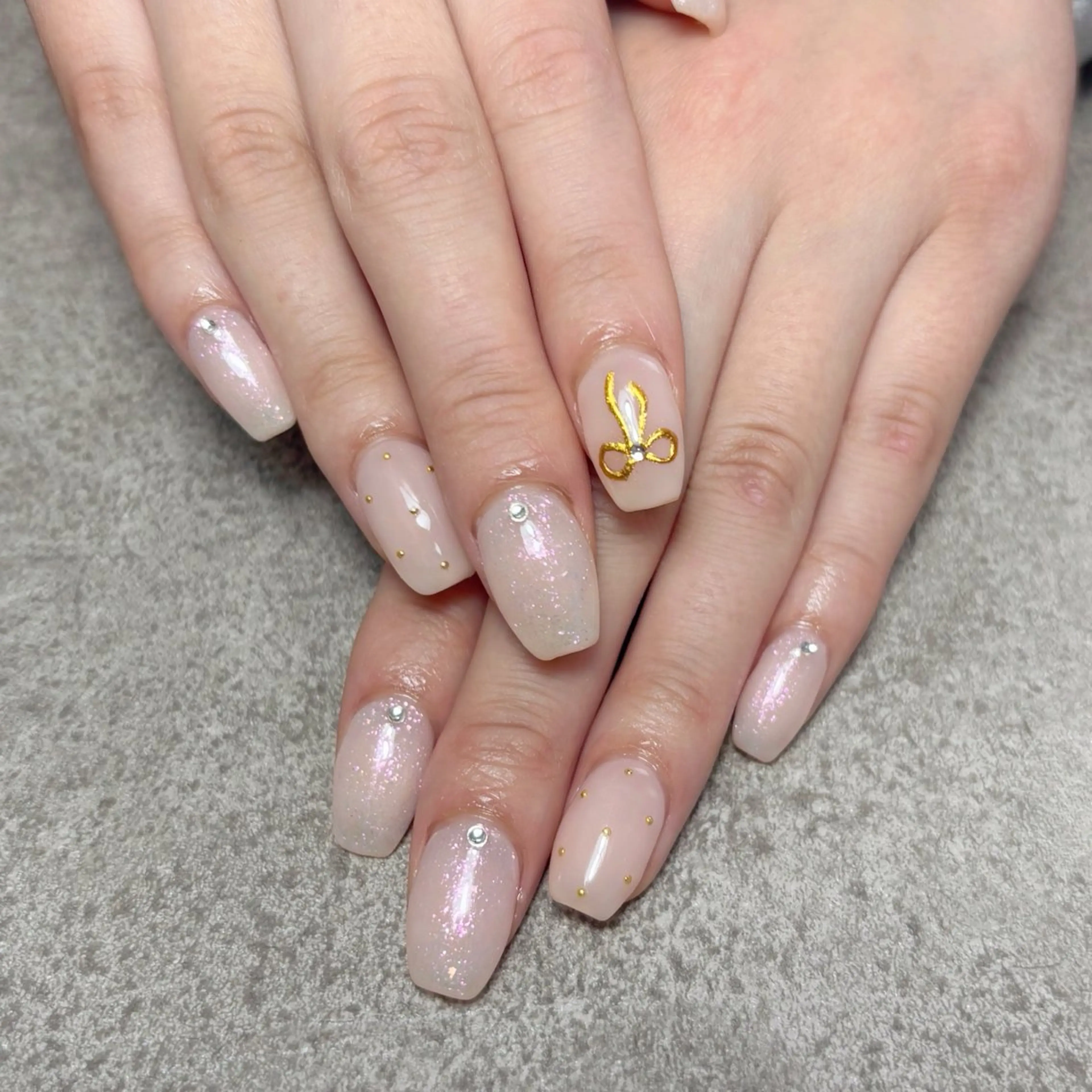 ネイル ハンドネイル nailroom DIASOMNIAのネイルデザイン