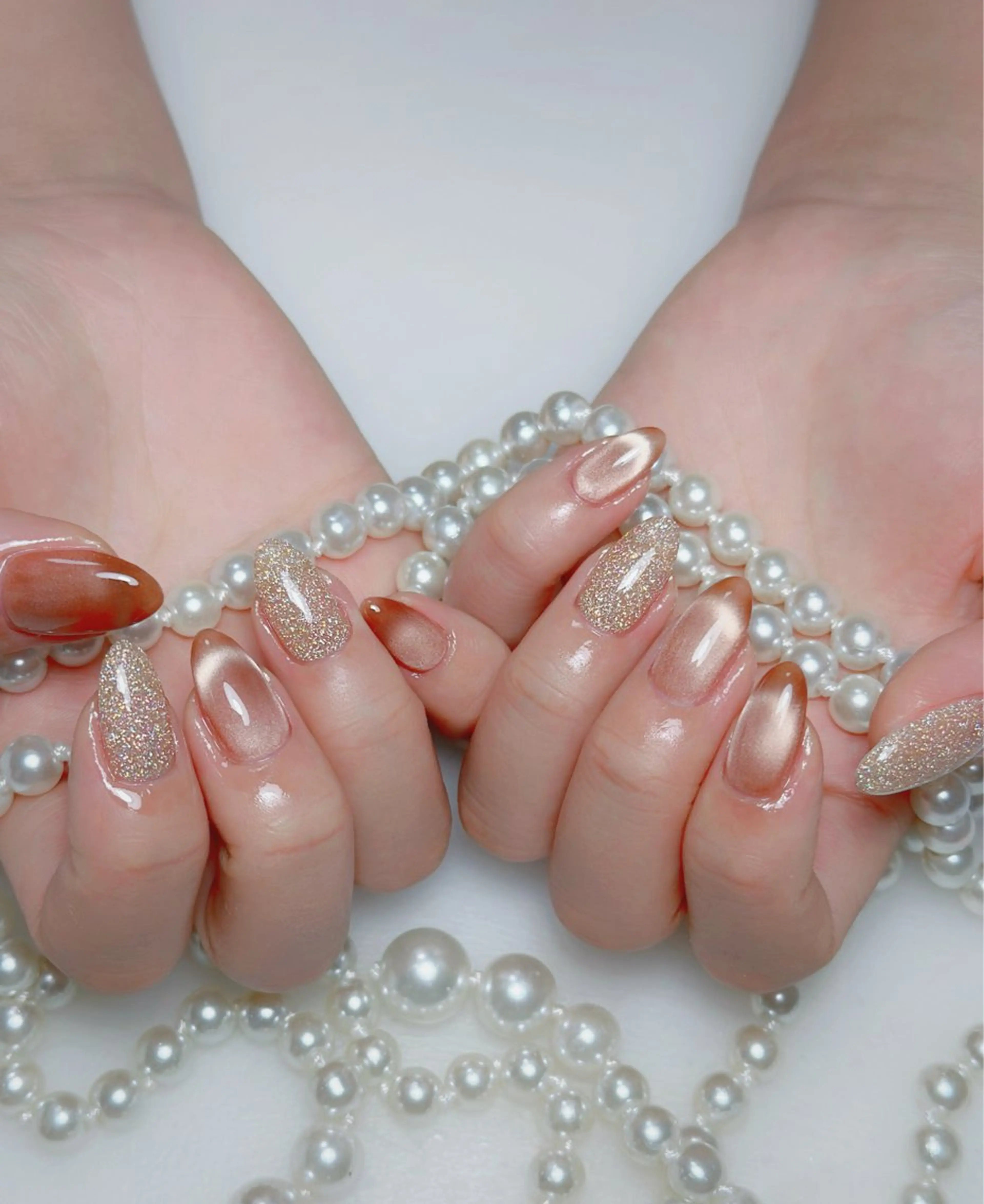 ネイル オーロラネイル 長さ出し フットネイル 韓国ネイル ラメ(グリッター) 👍thumbs up nail👍のネイルデザイン