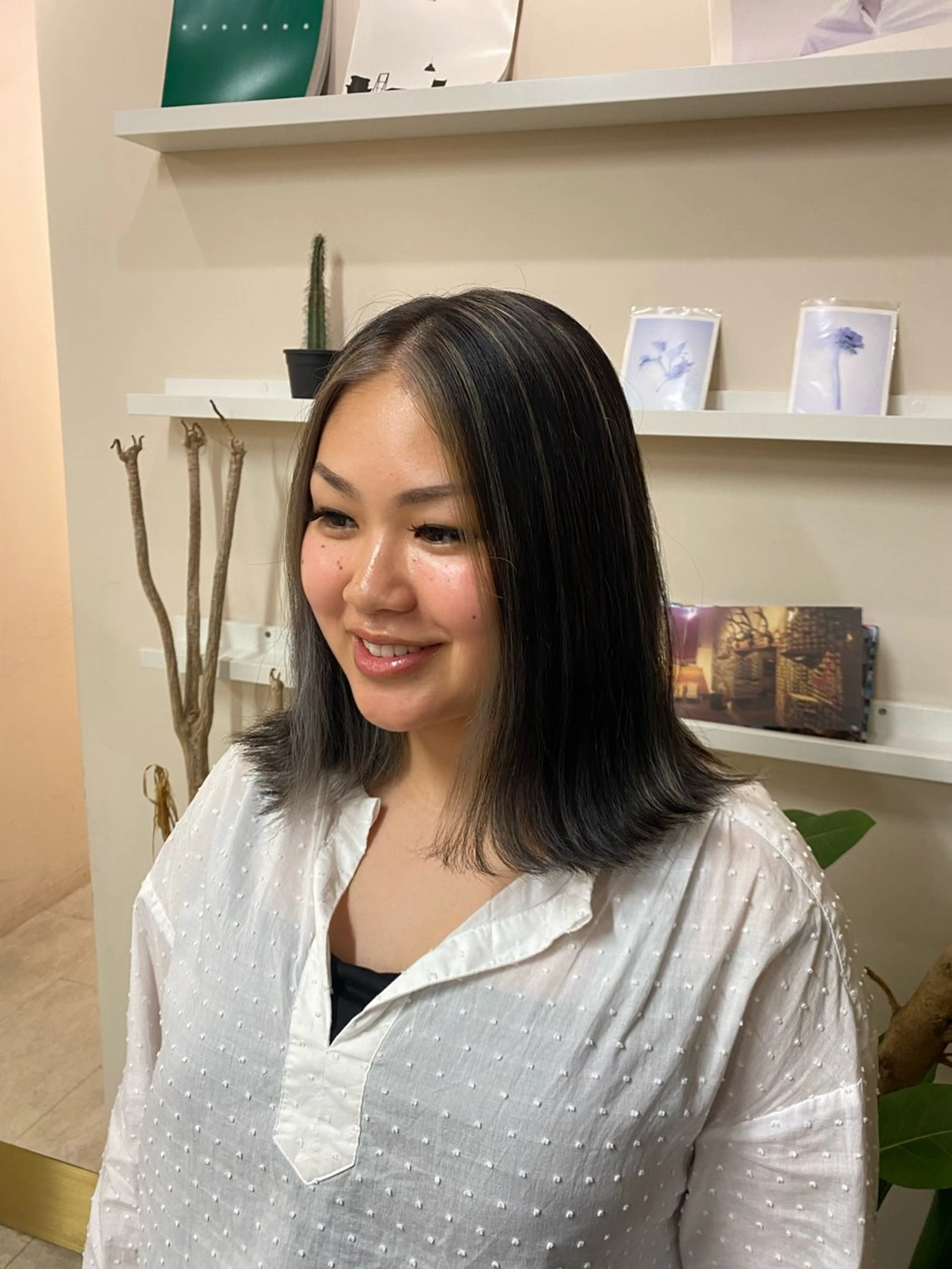 ミディアム カラー 🩶 AIRA / 透明感カラー 🩶のヘアスタイル