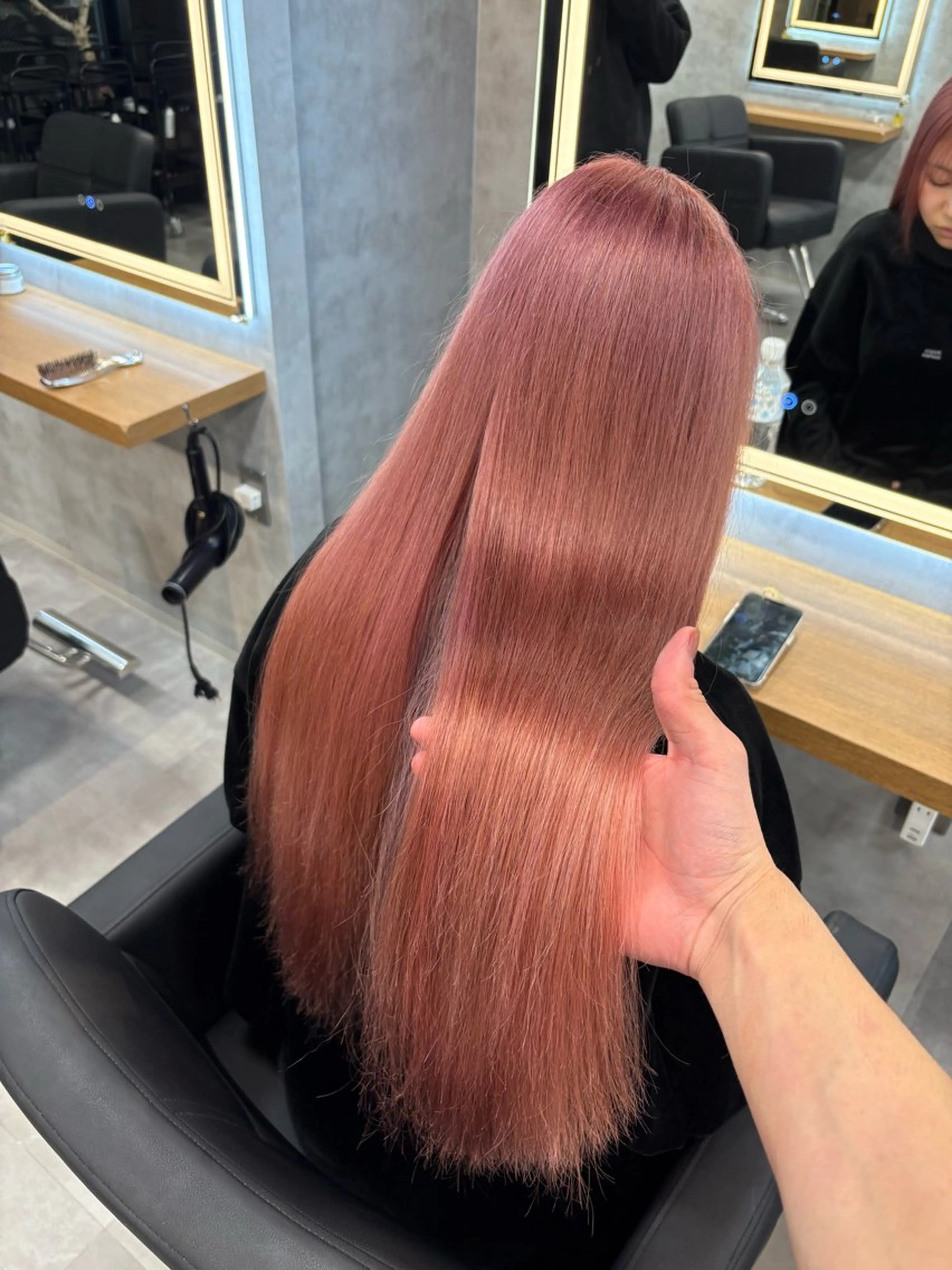 ロング カラー ヘアカラー 神谷勇太/ 艶髪カラー特化のヘアスタイル