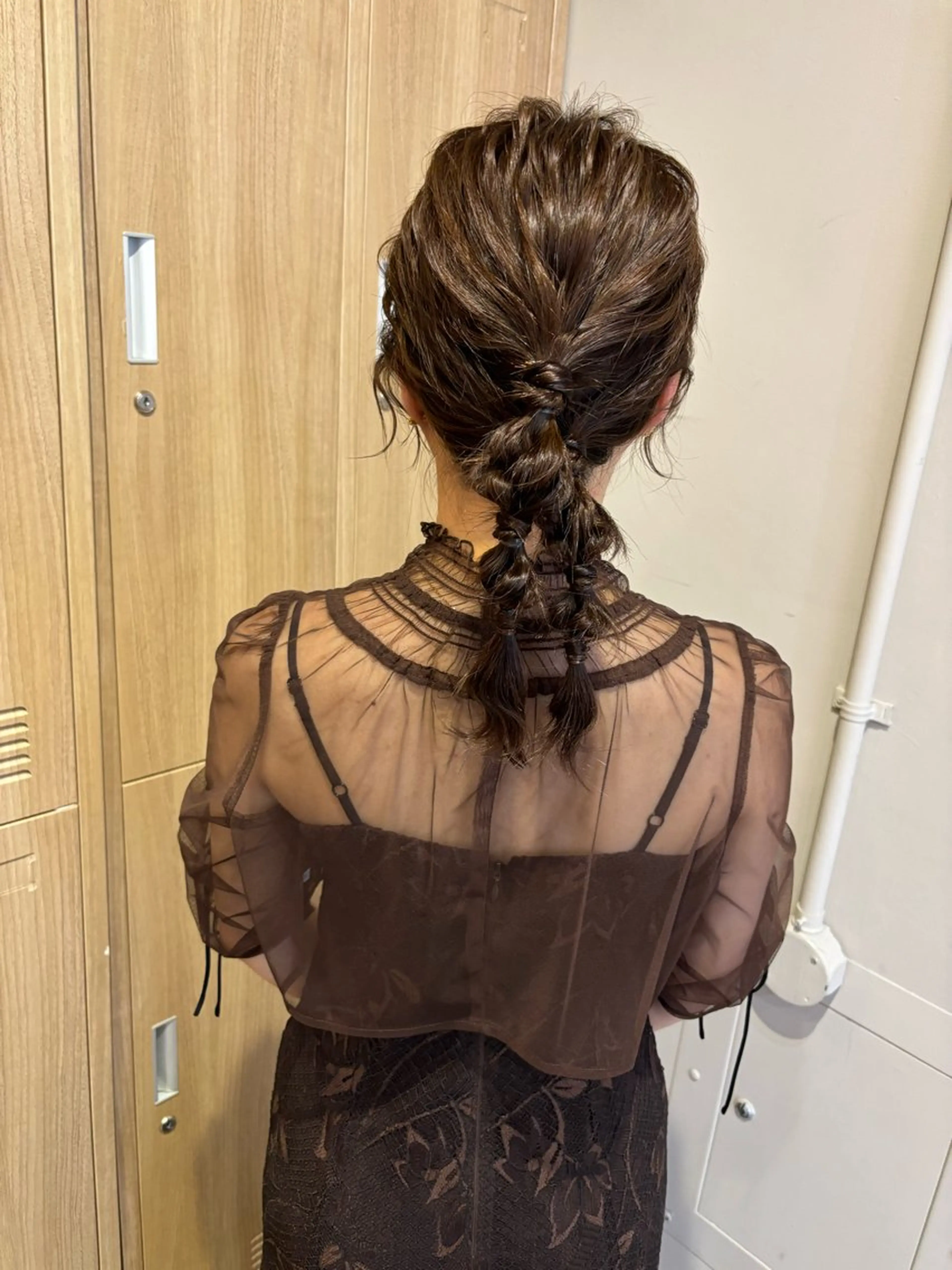 セミロング LOREN＋透明感 オリーブhirokoのヘアスタイル