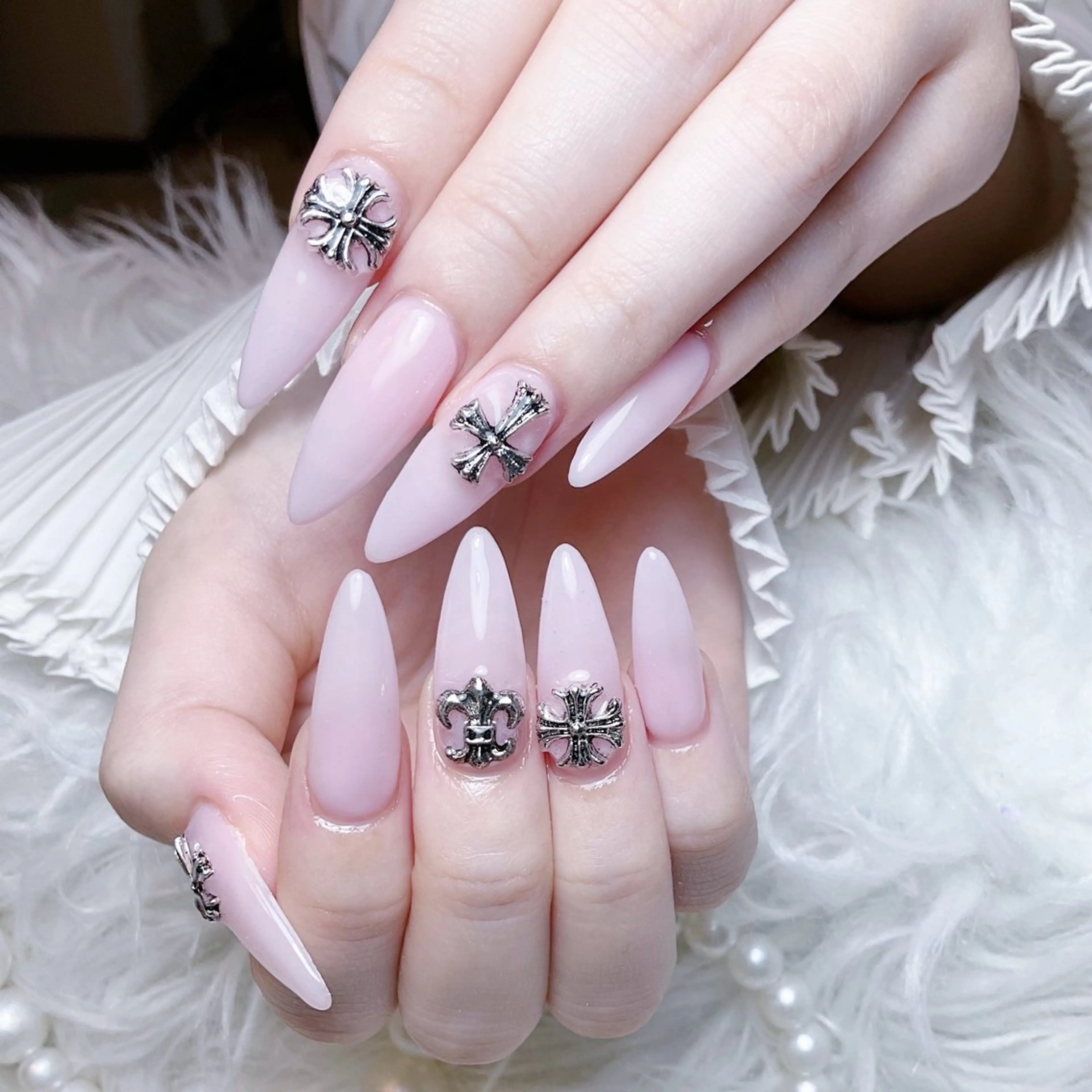 ネイル ハンドネイル 🌈Yun nail hyejin💋のネイルデザイン