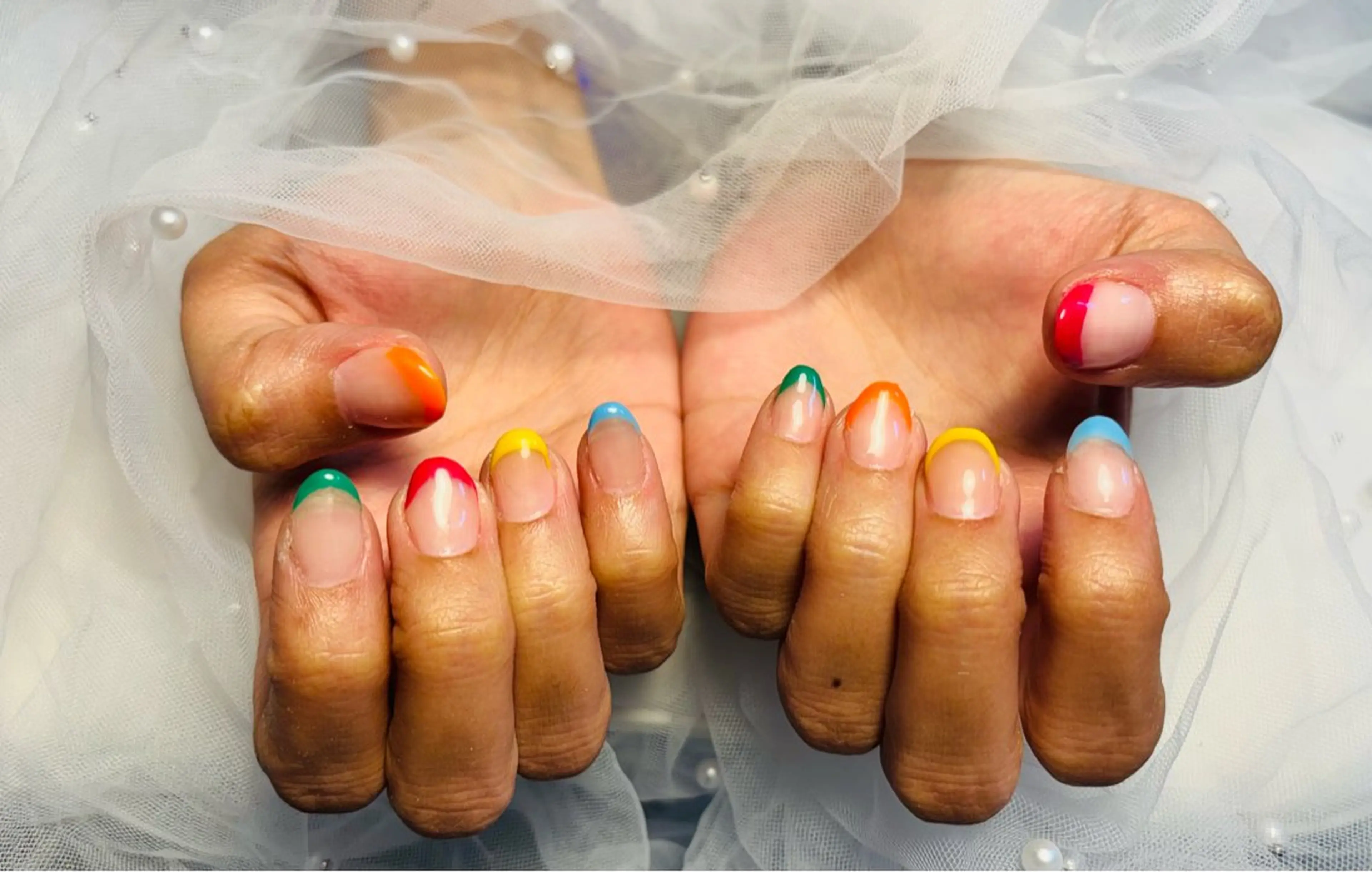 ネイル フラッシュネイル フットネイル フレンチネイル ジェルネイル ガラスフレンチ ハンドネイル Nail salon Natulalのネイルデザイン