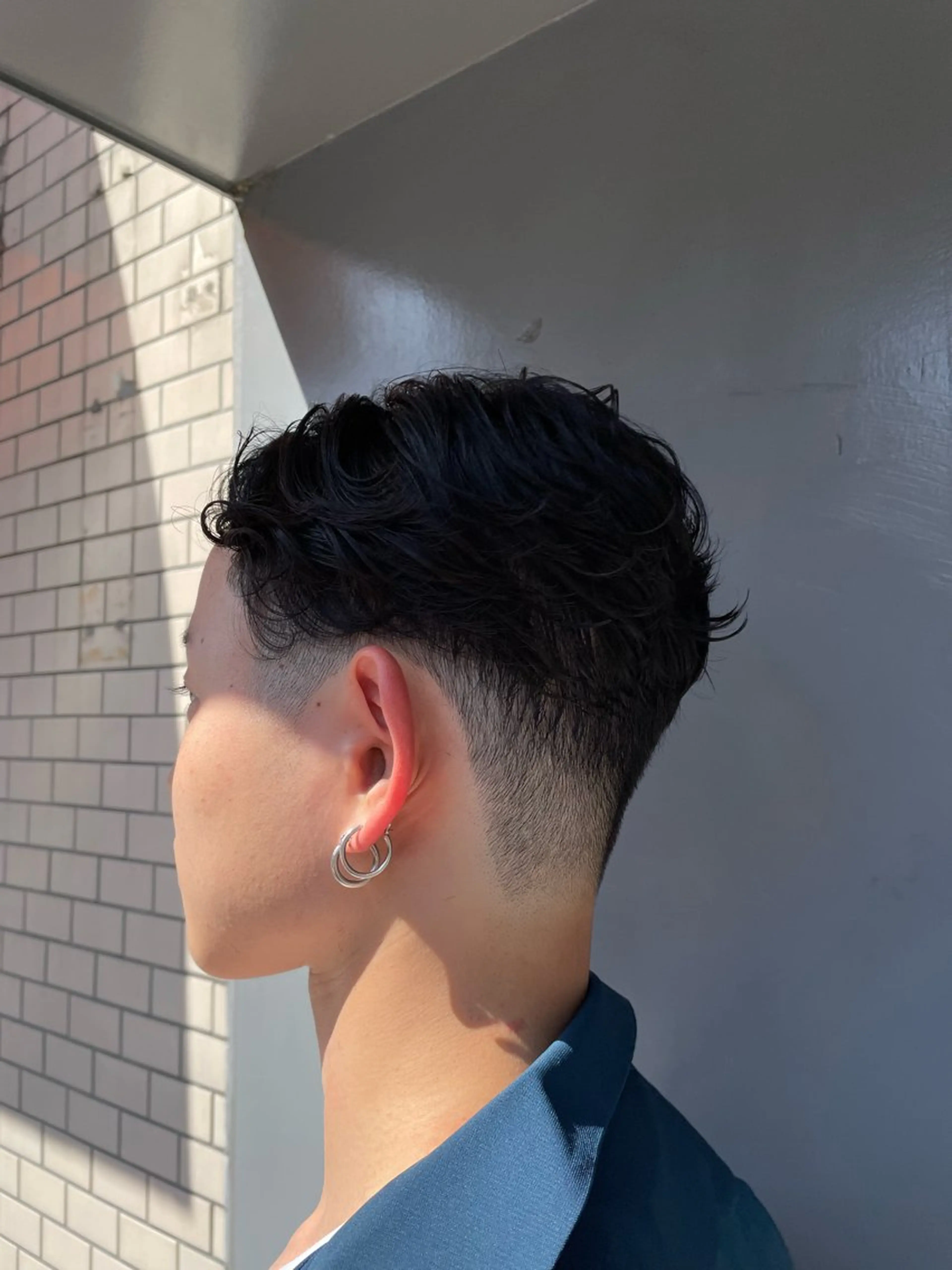 ショート メンズ センターパート フェードカット FADE&LINE登戸店所属・🔥メンズ専門 美容師🔥 柳澤陵心のヘアスタイル