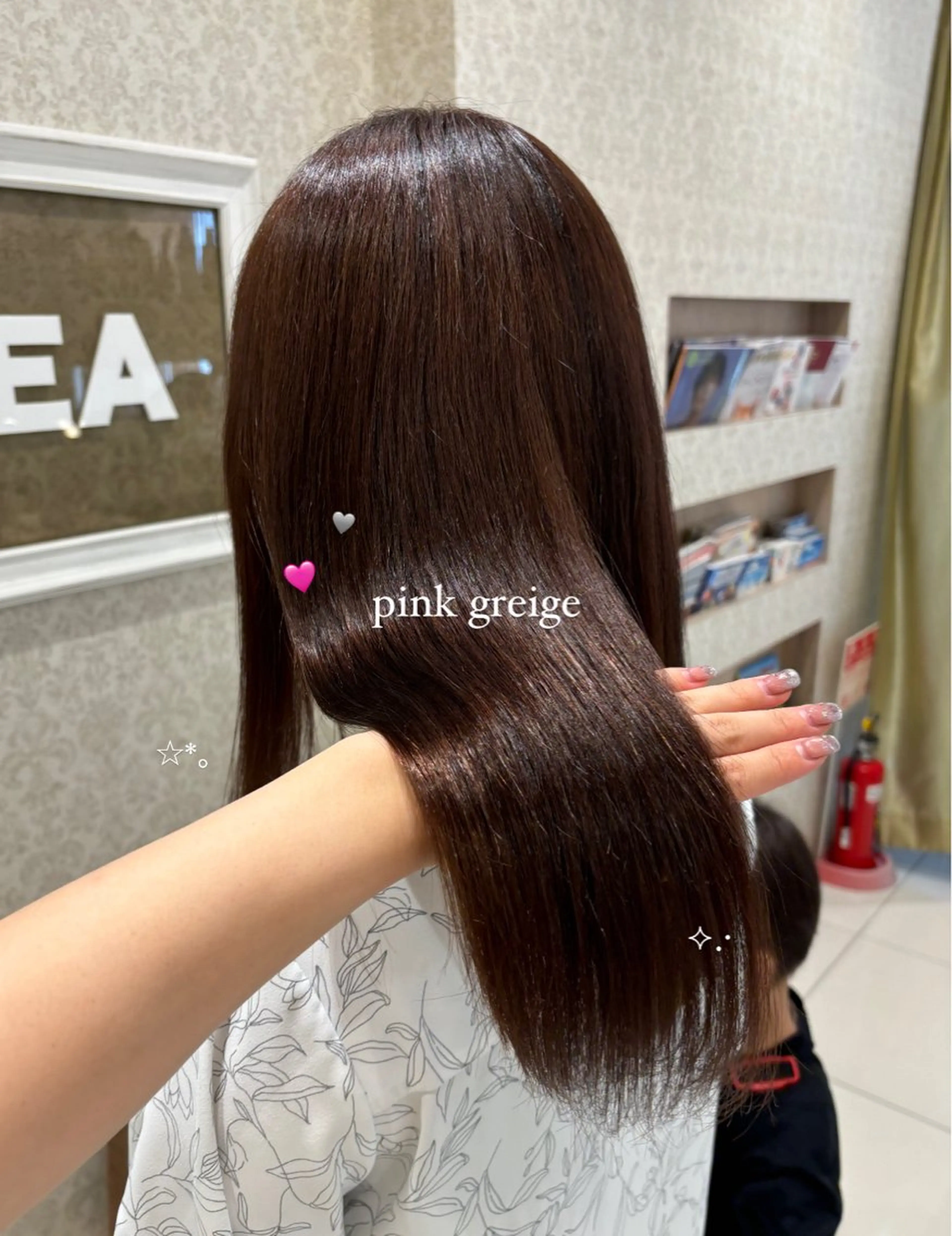 セミロング カラー ブリーチなしカラー/ 暖色カラー/艶カラーのヘアスタイル