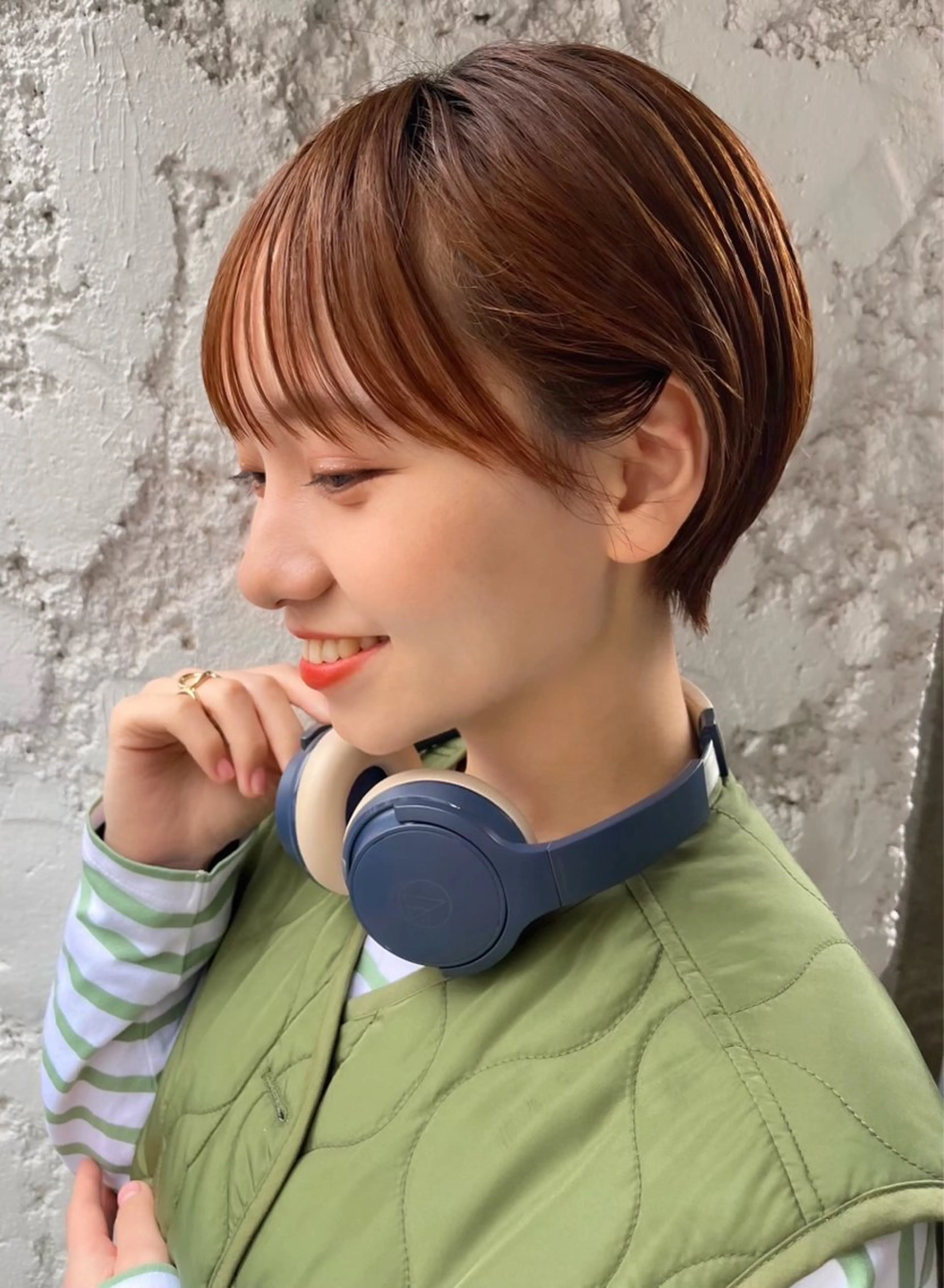 ショート カラー 玉川 京のヘアスタイル