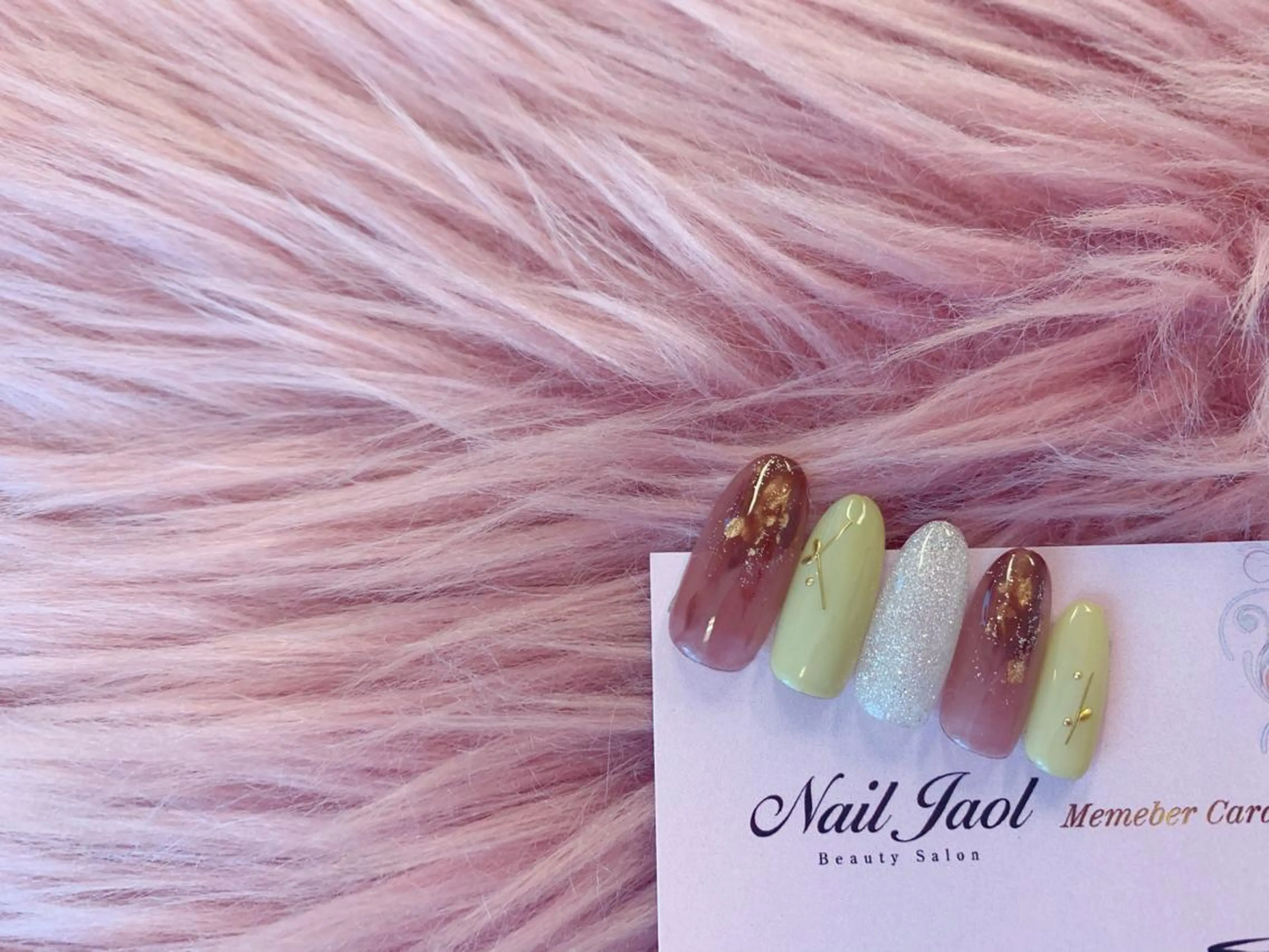 ミディアム nail jaol池袋店所属・ネイルJaol 池袋のネイルデザイン