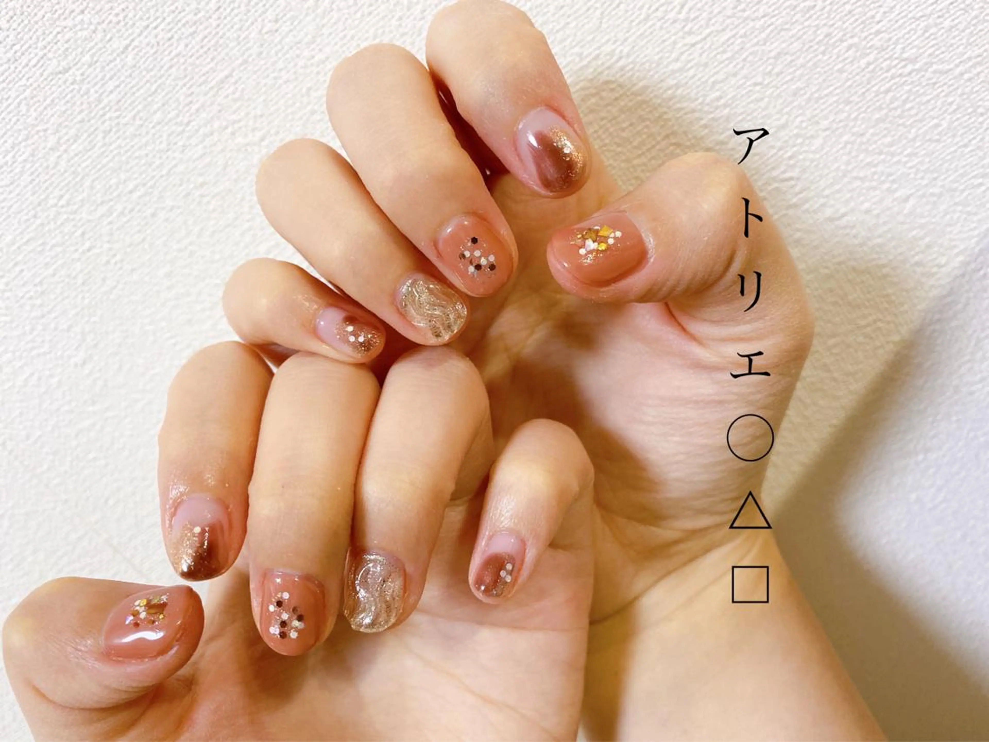 ネイル ハンドネイル アトリエ ○△□のネイルデザイン