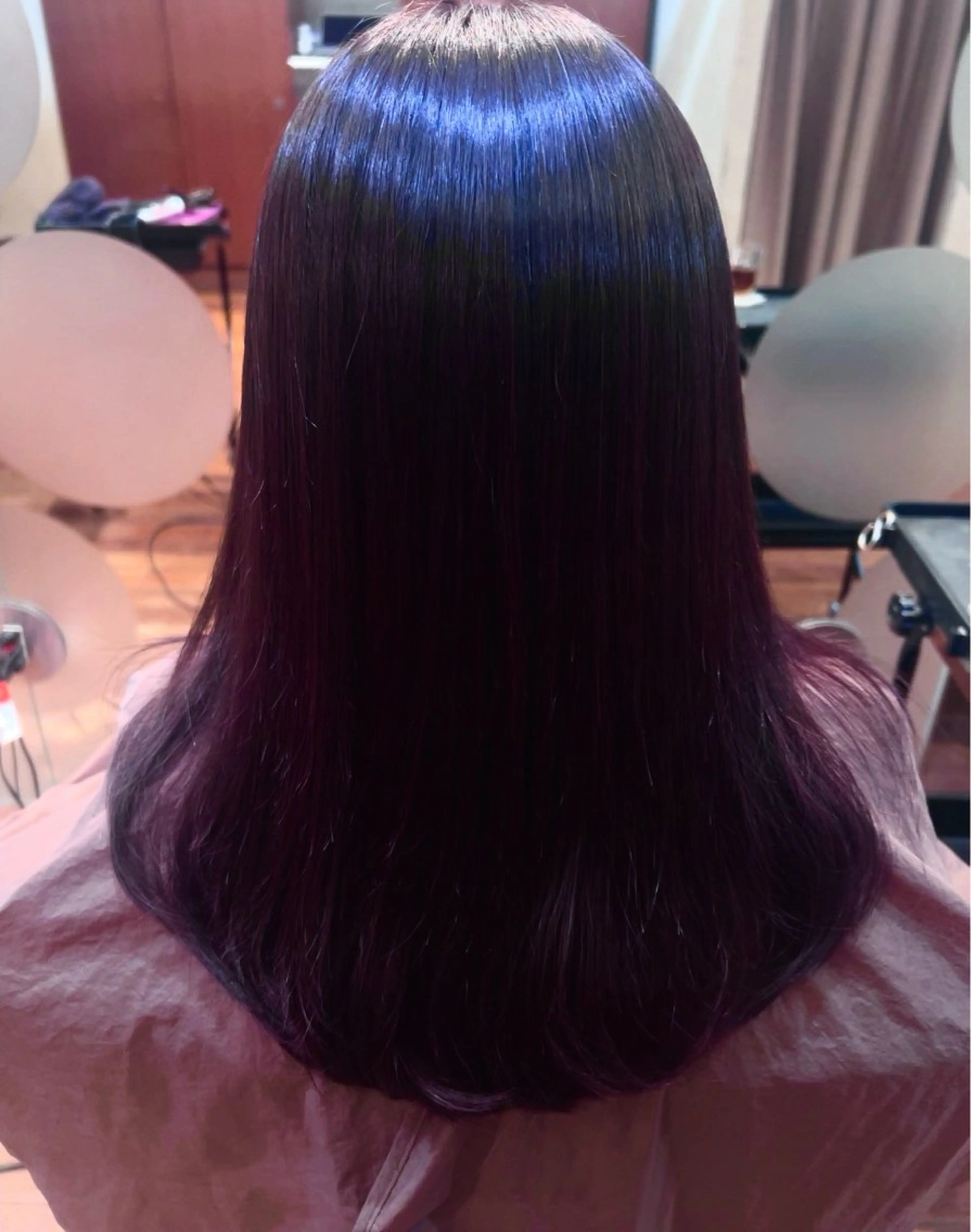 ロング カラー ブリーチ カシス ブリーチなしカラー ピンクカラー coo et fuu所属・いのうえみさき 表参道/根津🎀のヘアスタイル