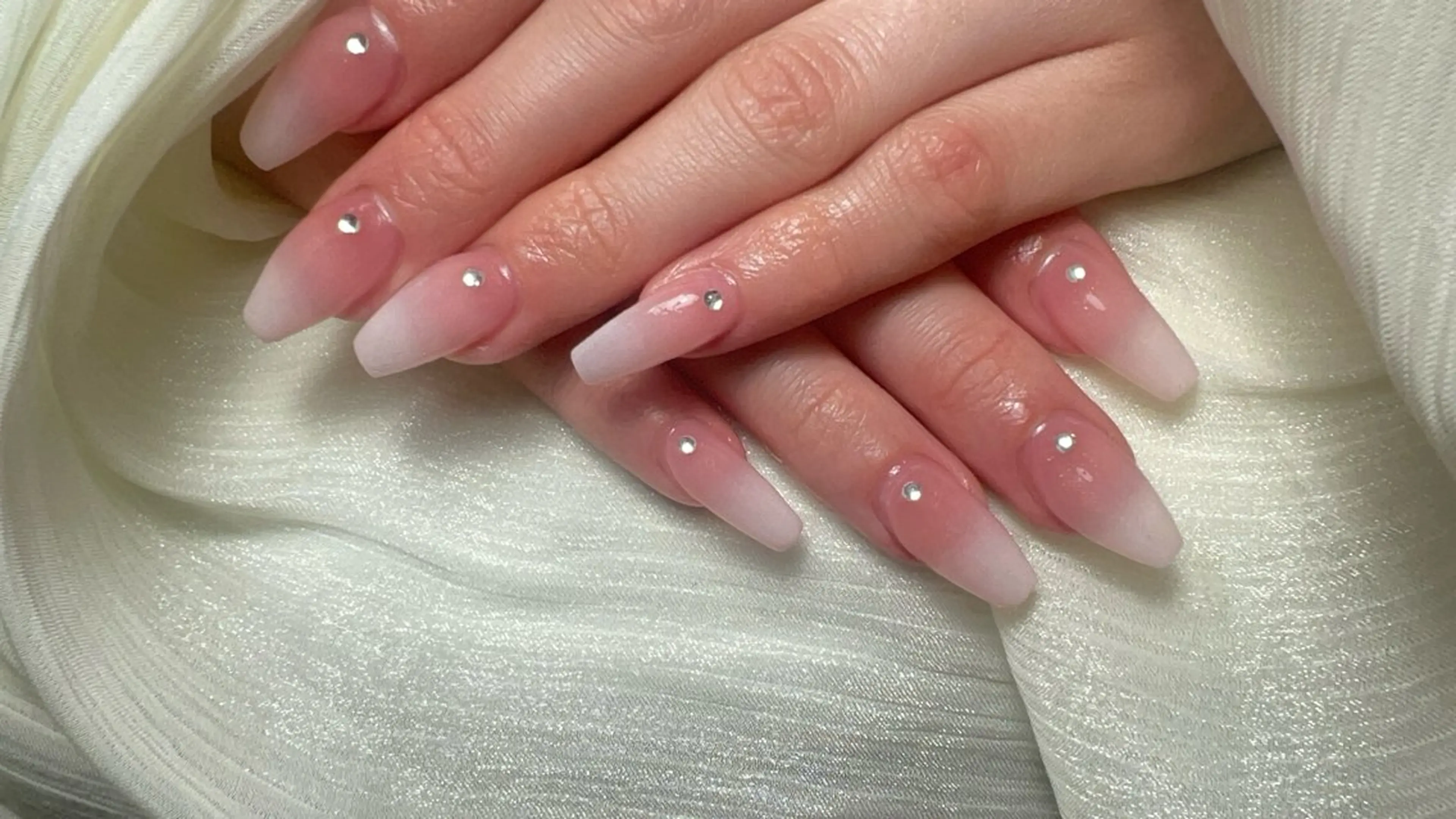 ネイル BIEL /ビエルネイル&まつ毛パーマ所属・中川 智惠のネイルデザイン