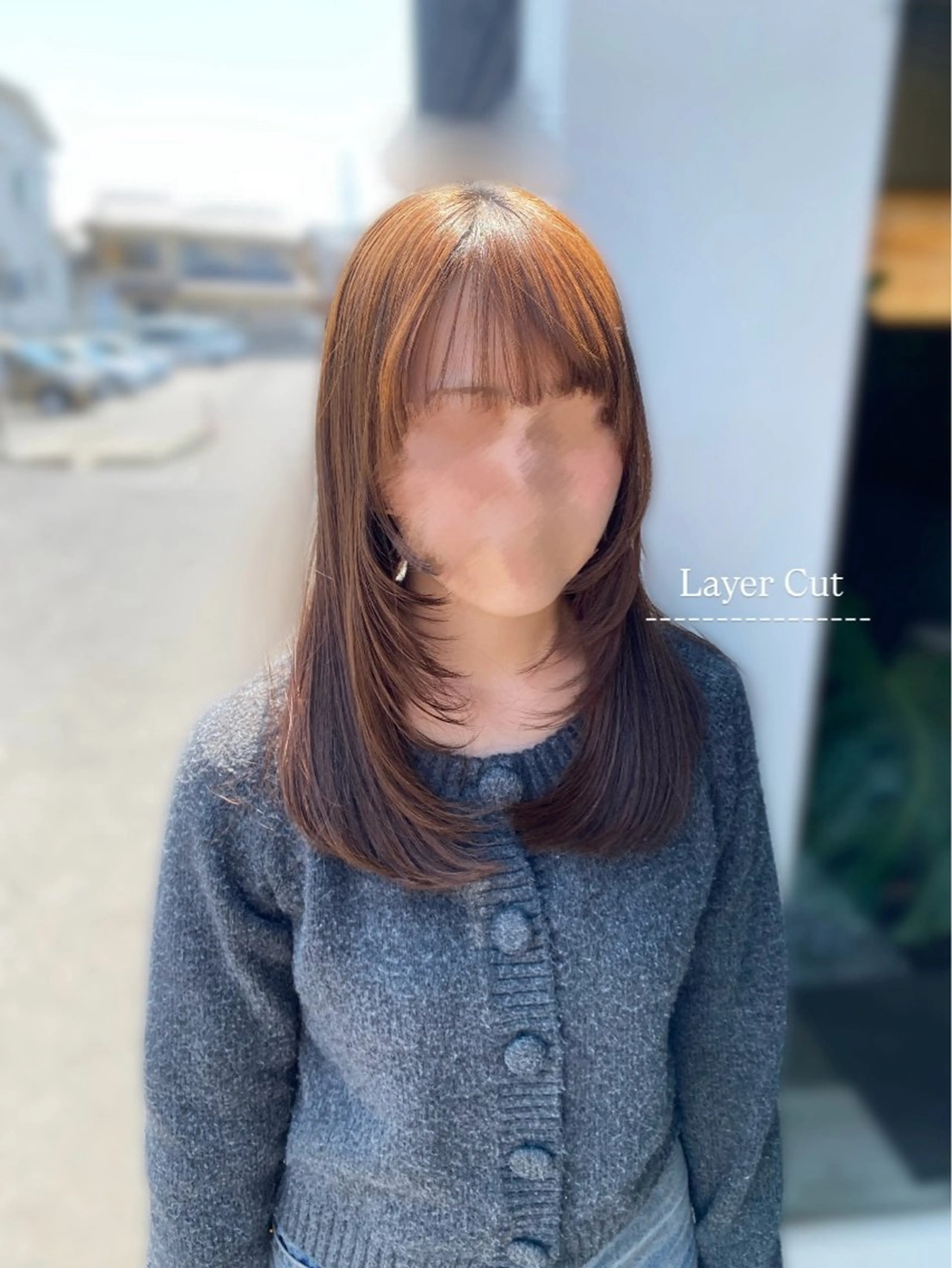 セミロング カット 石田 亜弥のヘアスタイル