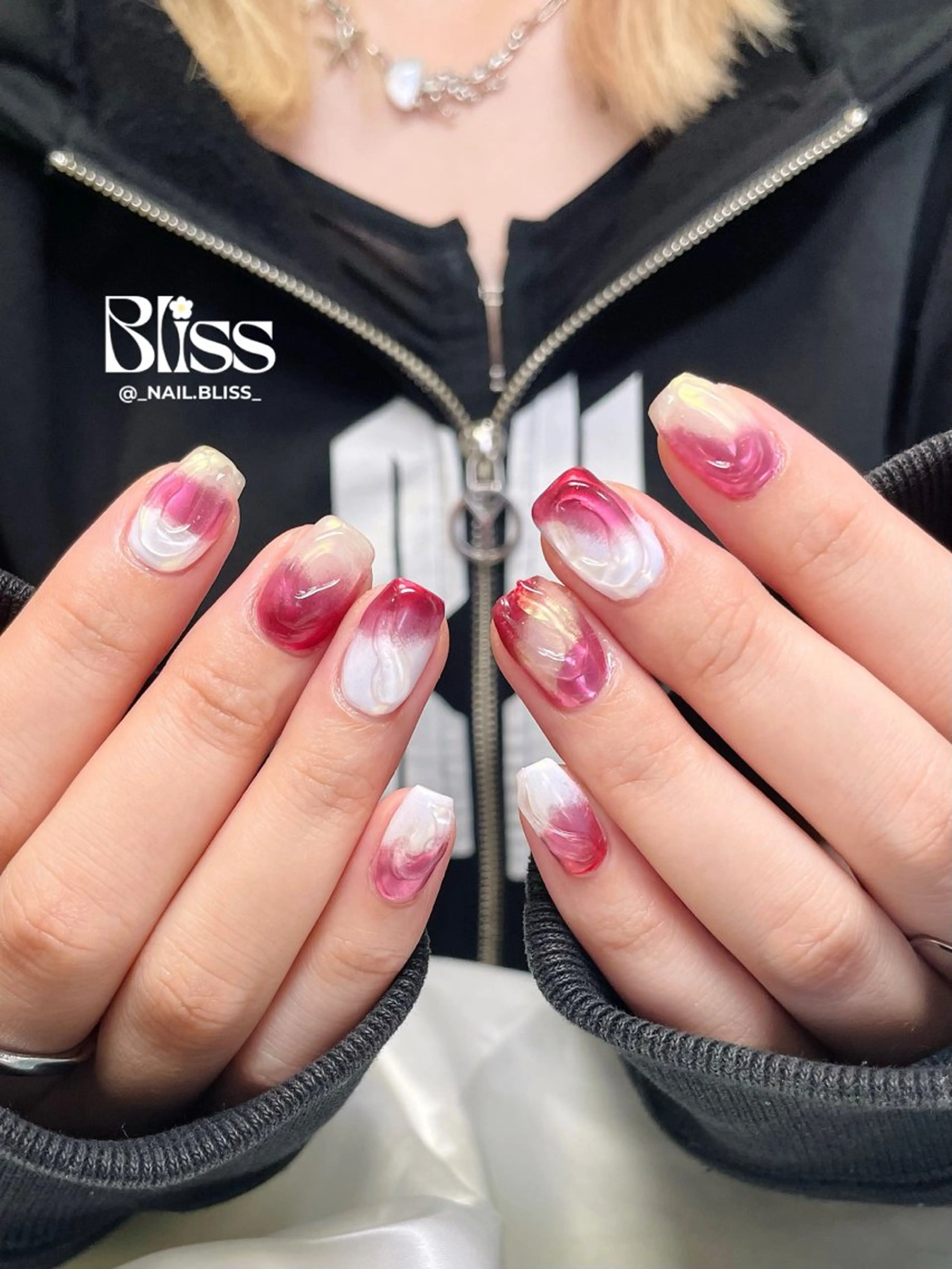 ネイル ガーリー 持ち込み ニュアンスネイル ハンドネイル NAIL BLISSのネイルデザイン