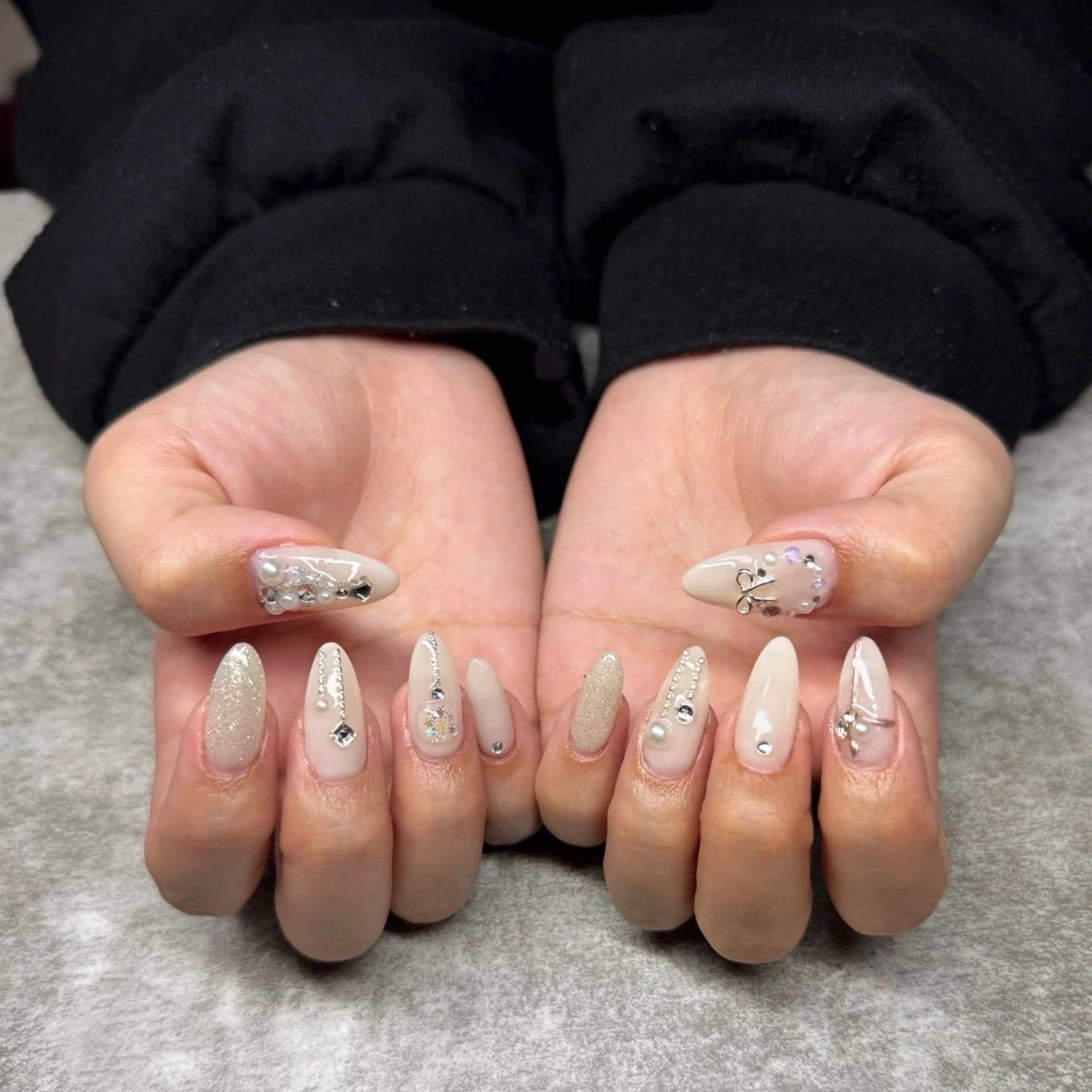 ネイル 冬ネイル クリスマス ﾊﾗ ｱｲｶのネイルデザイン