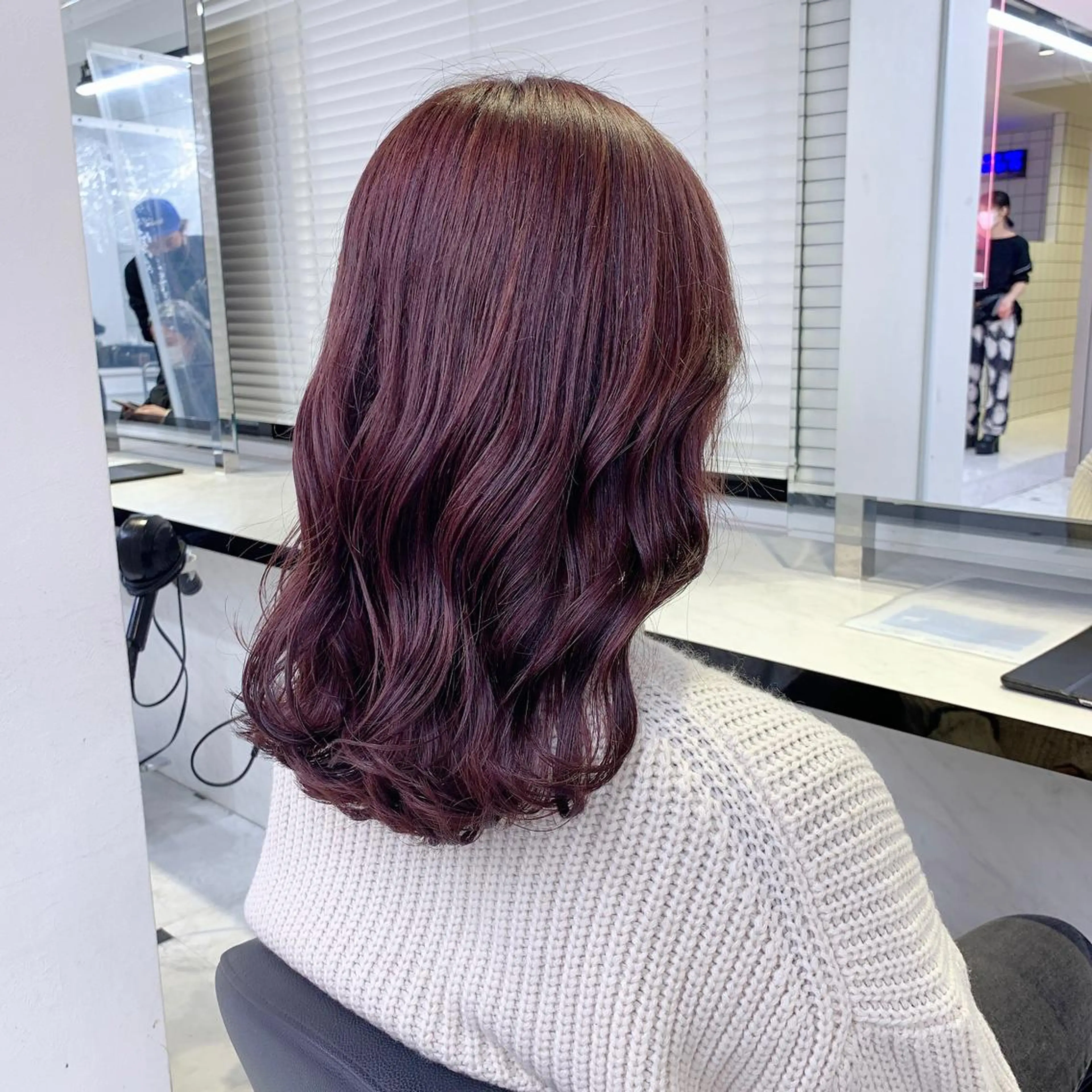 セミロング カラー パーマ ヘアアレンジ メンズ ヘアカラー トリートメント ヘッドスパ ヘアセット 🌈トレンドヘア 🌈WATARU🌈のヘアスタイル