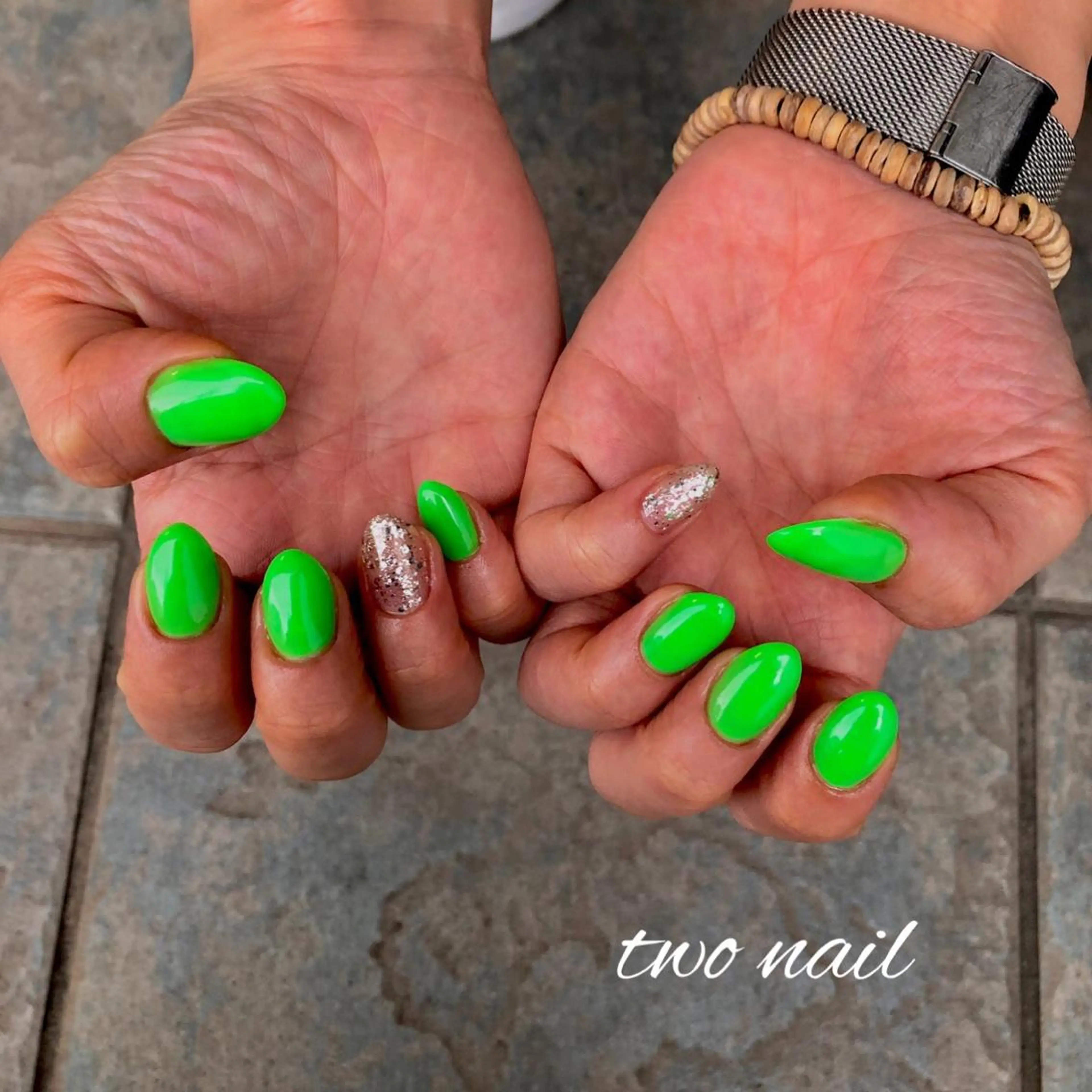 ネイル フットネイル ハート ラメ(グリッター) ワンカラーネイル ハンドネイル two nailのネイルデザイン