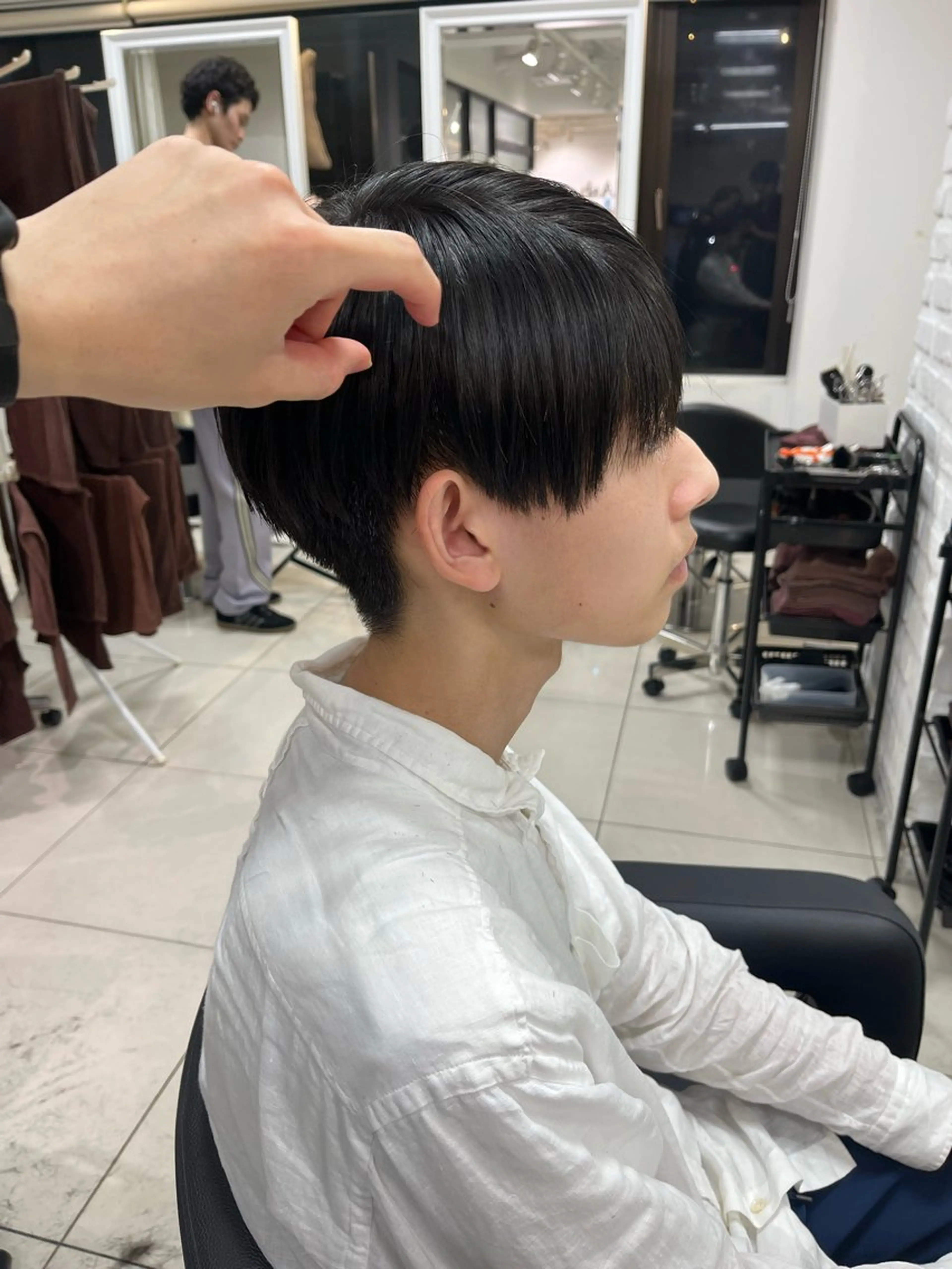 ショート 【シャドウパーマ センターパート】義心のヘアスタイル