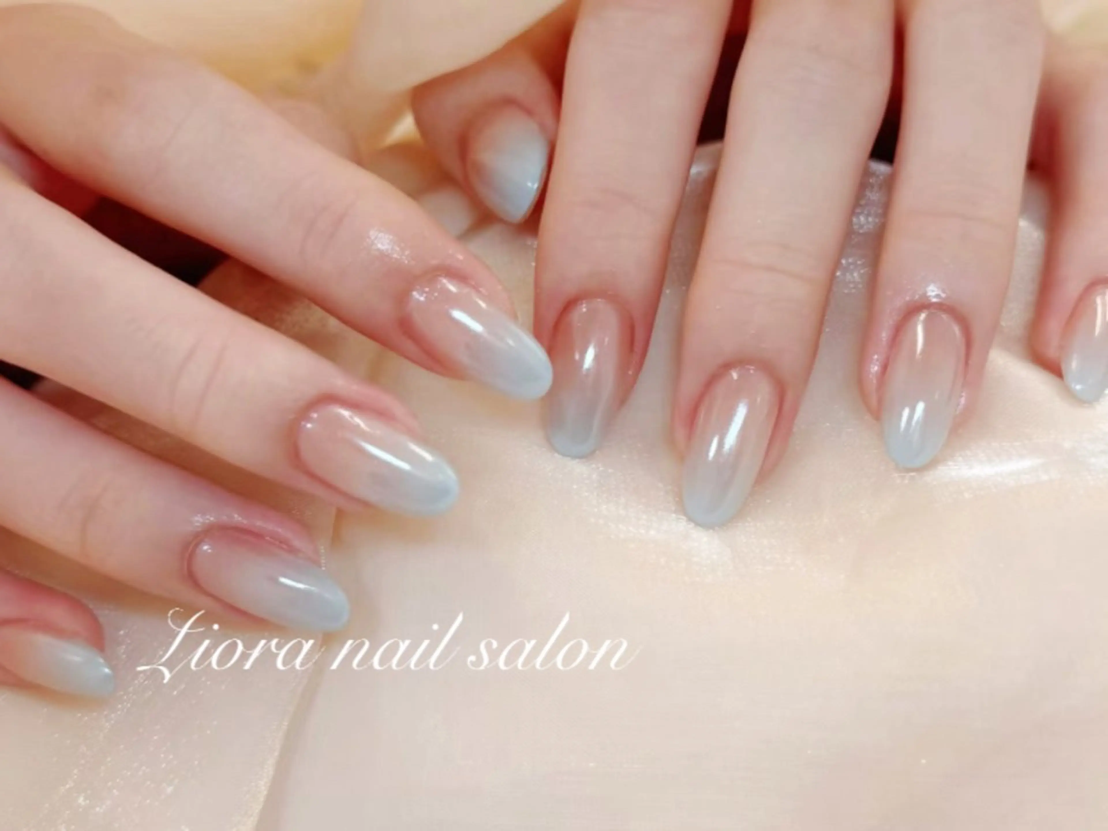 ネイル フレンチネイル ジェルネイル ガーリー グラデーション キラキラネイル Liora nail 1のネイルデザイン