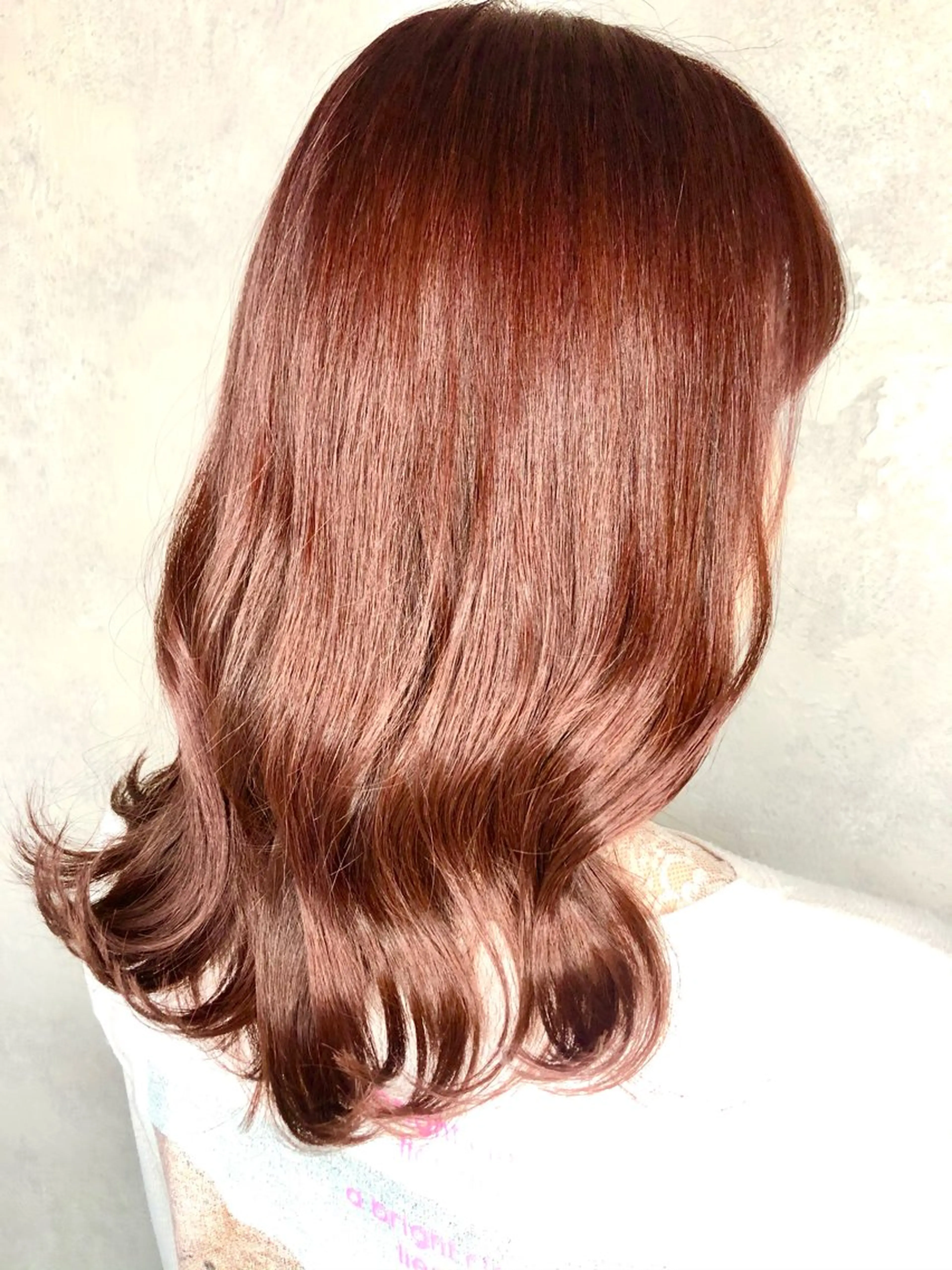 ミディアム くびれヘア 韓国風ヘア カット ヘアカラー トリートメント 💗艶カラー💗 CECILのヘアスタイル