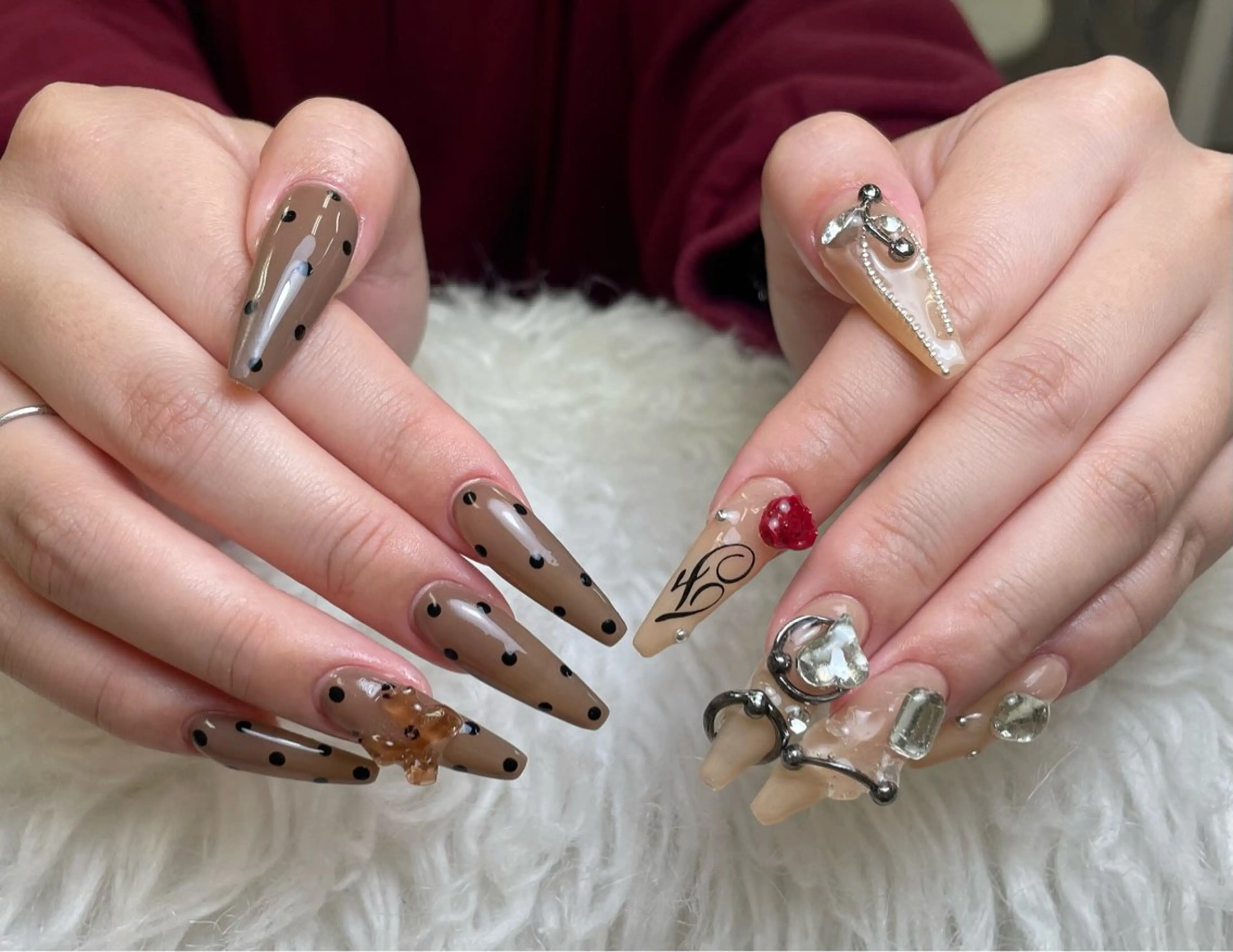 ネイル フレンチネイル ジェルネイル ガーリー 韓国ネイル ロングネイル ハンドネイル ミ チャンのネイルデザイン